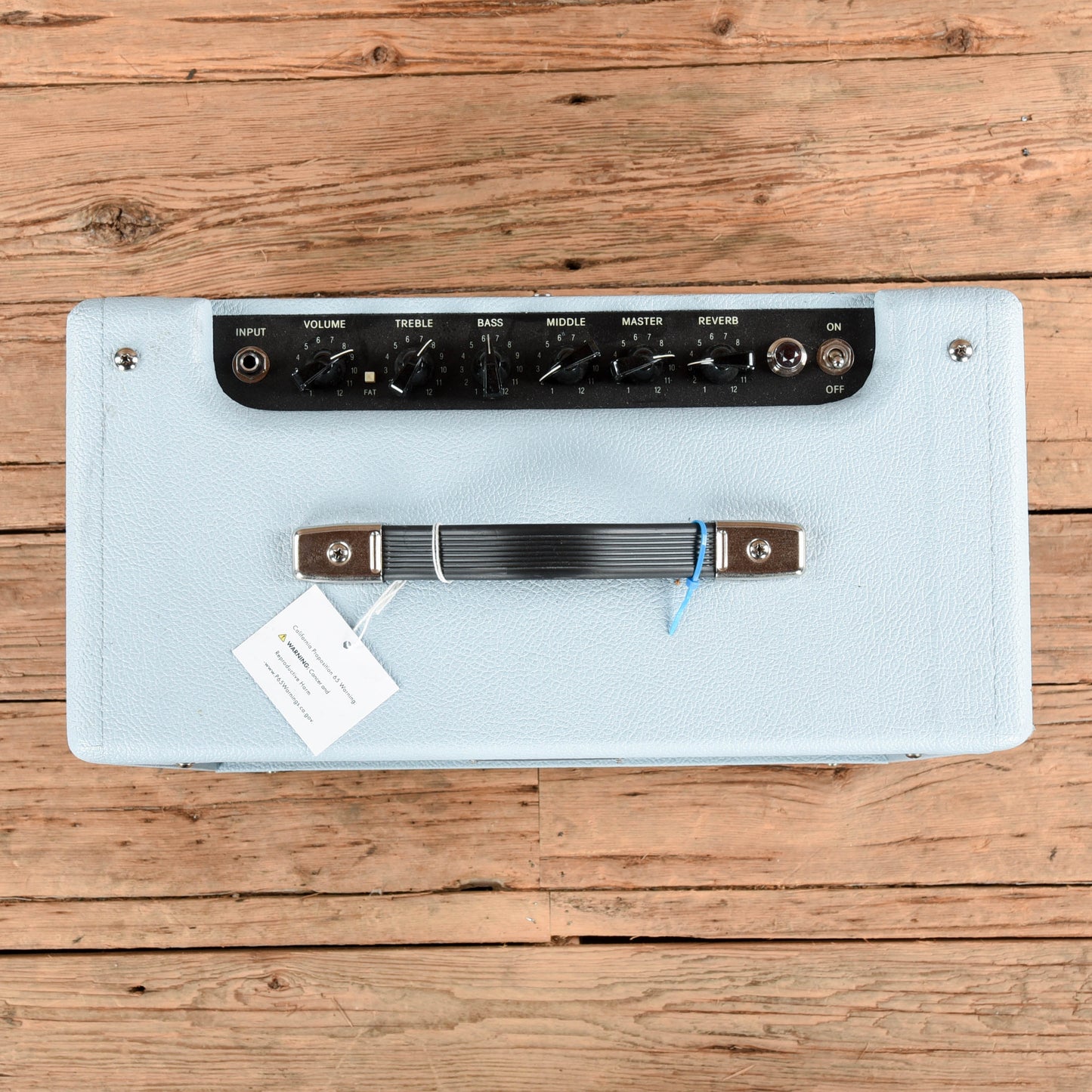 Fender FSR Blues Junior IV 15-Watt 1x12" Guitar Combo Sonic Blue