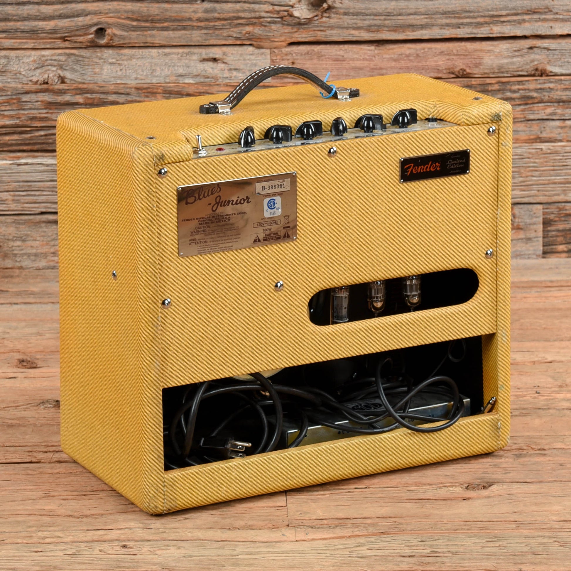 Fender Limited Edition Blues Junior Tweed 15-Watt 1x12" Guitar Combo