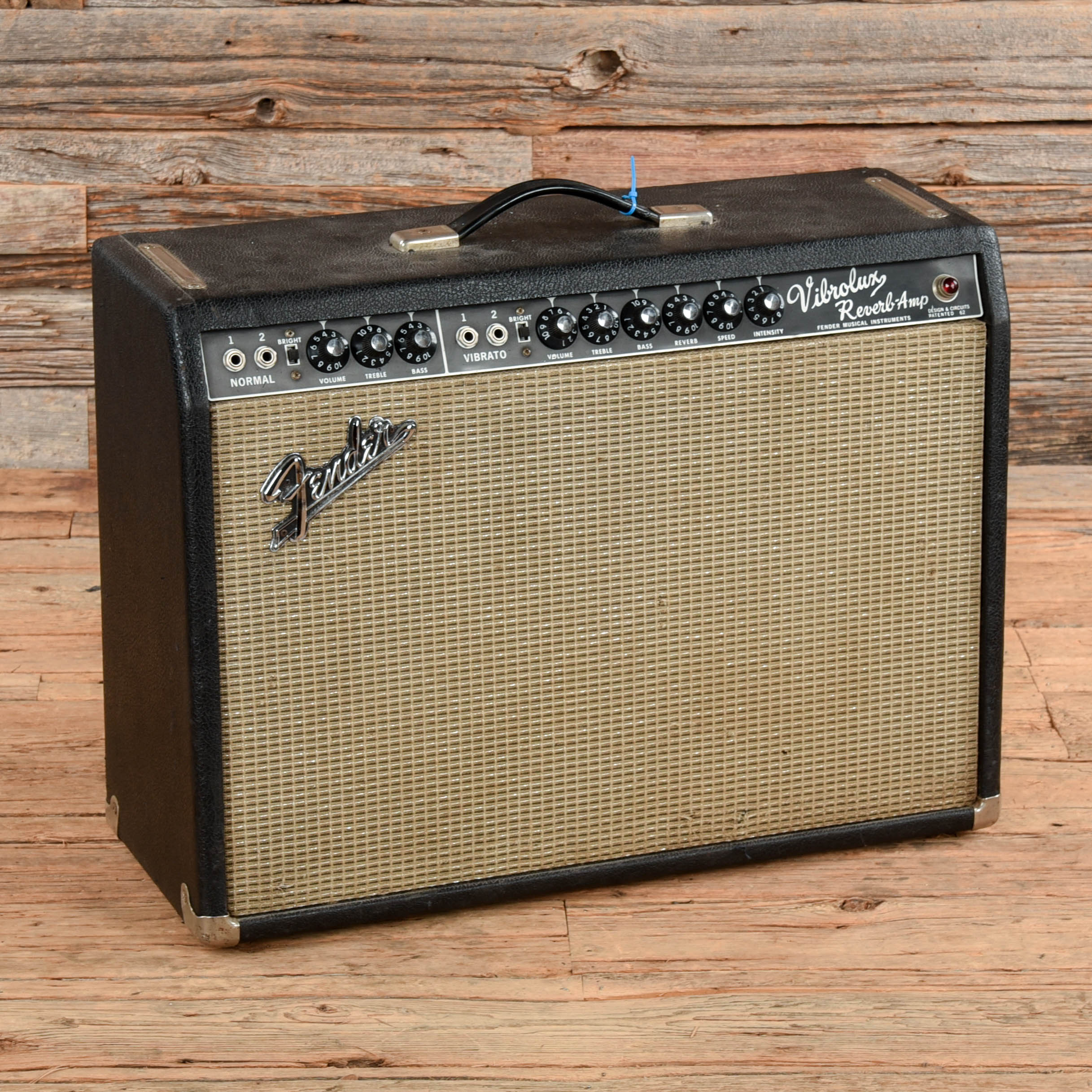 Fender Vibrolux Reverb 2-Channel 35-Watt 2x10