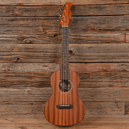 Fender Hau'Oli Natural Folk Instruments / Ukuleles