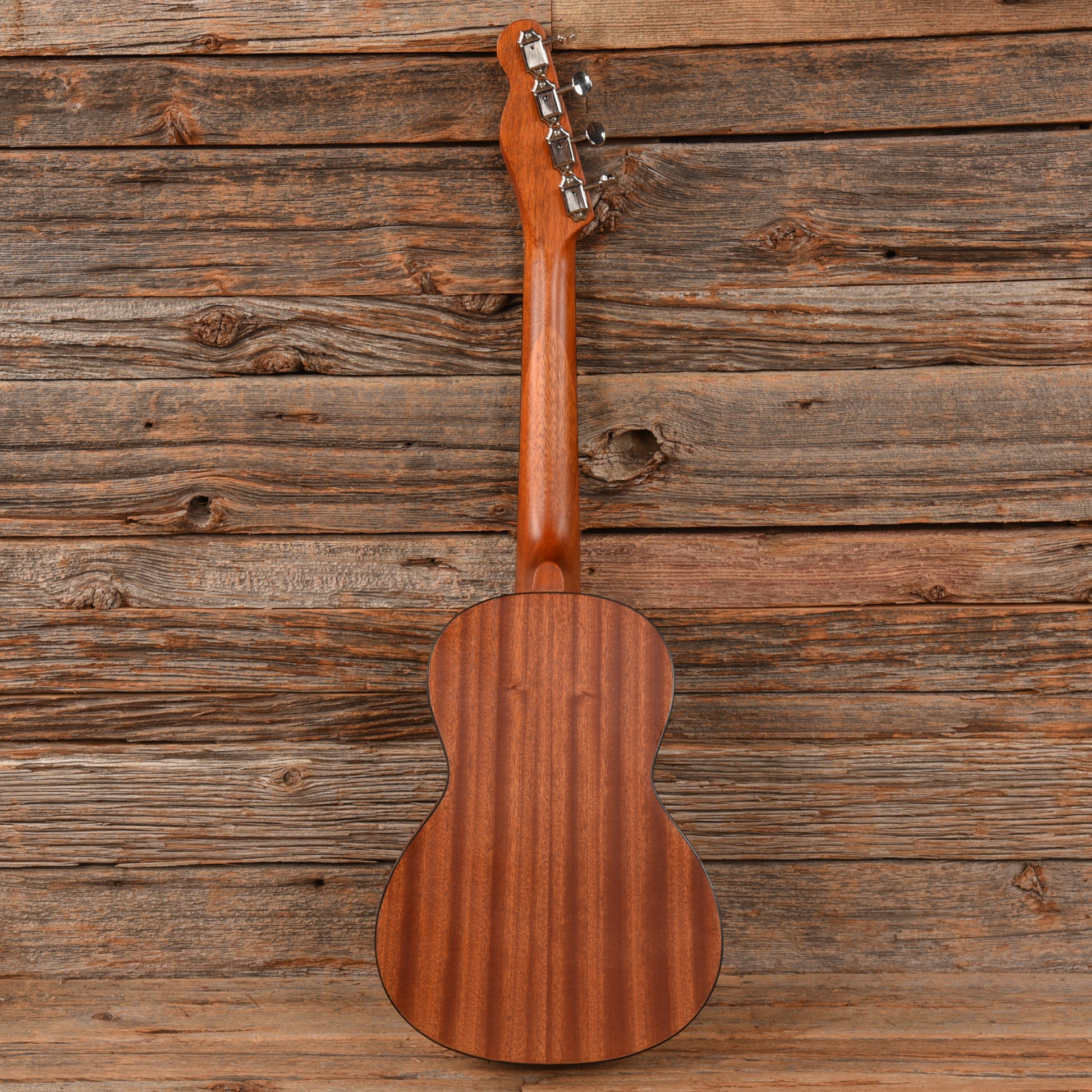 Fender Hau'Oli Natural Folk Instruments / Ukuleles