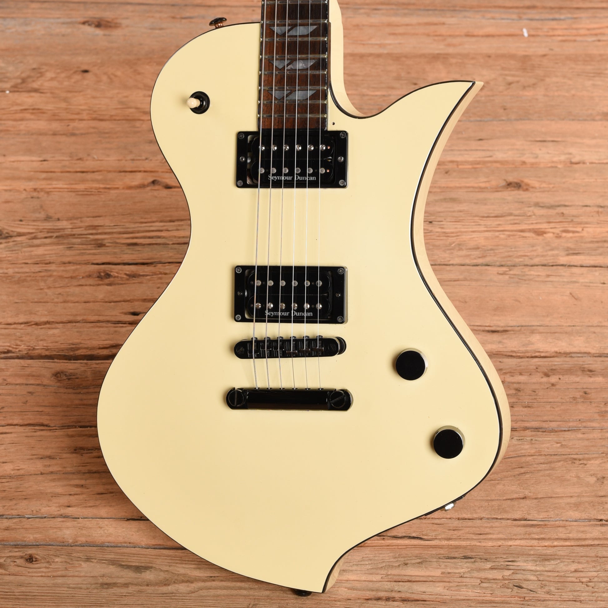 Fernandes Ravelle Deluxe White Electric Guitars
