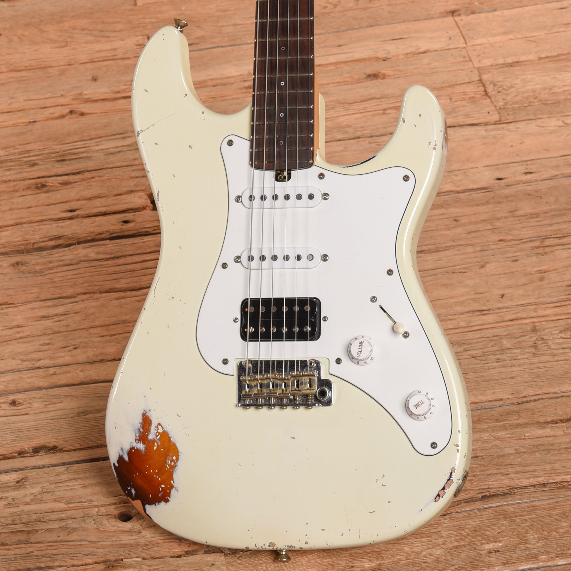 Friedman Vintage S White Electric Guitars / Solid Body