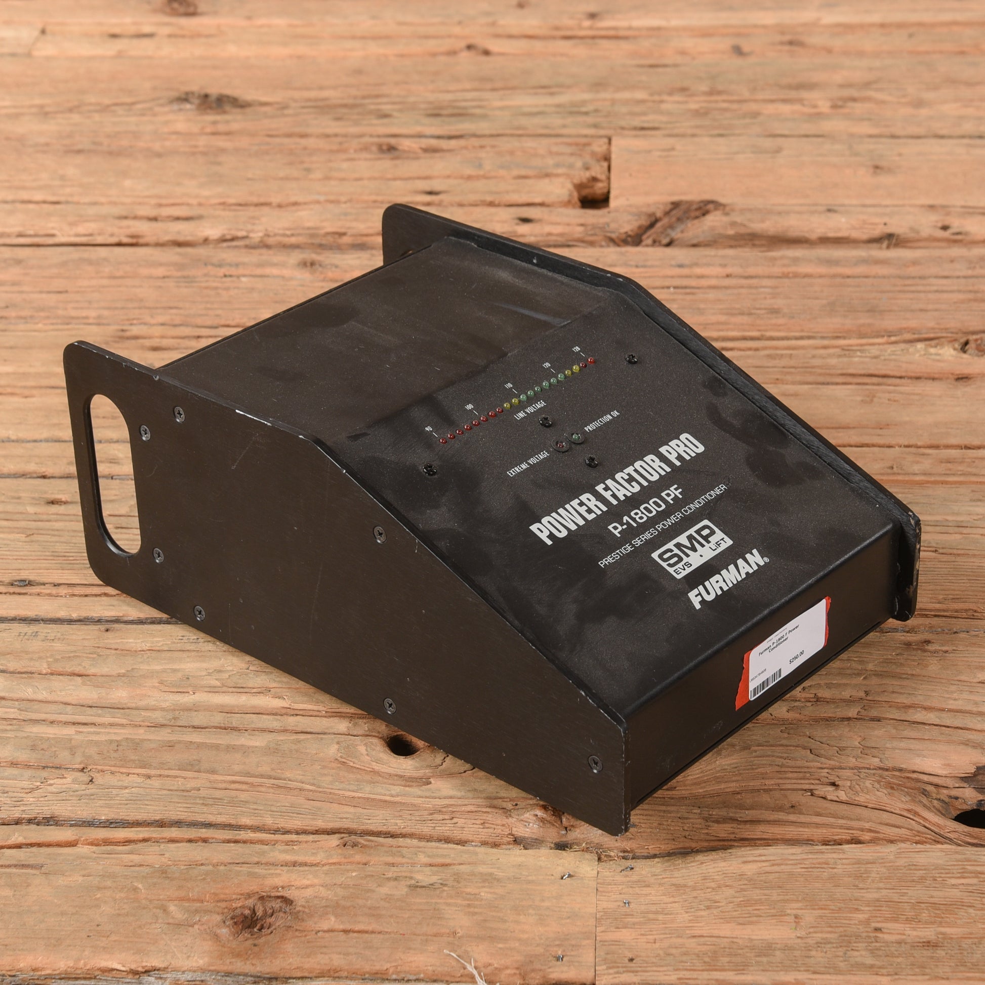 Furman P-1800 F Power Conditioner Effects and Pedals / Pedalboards and Power Supplies