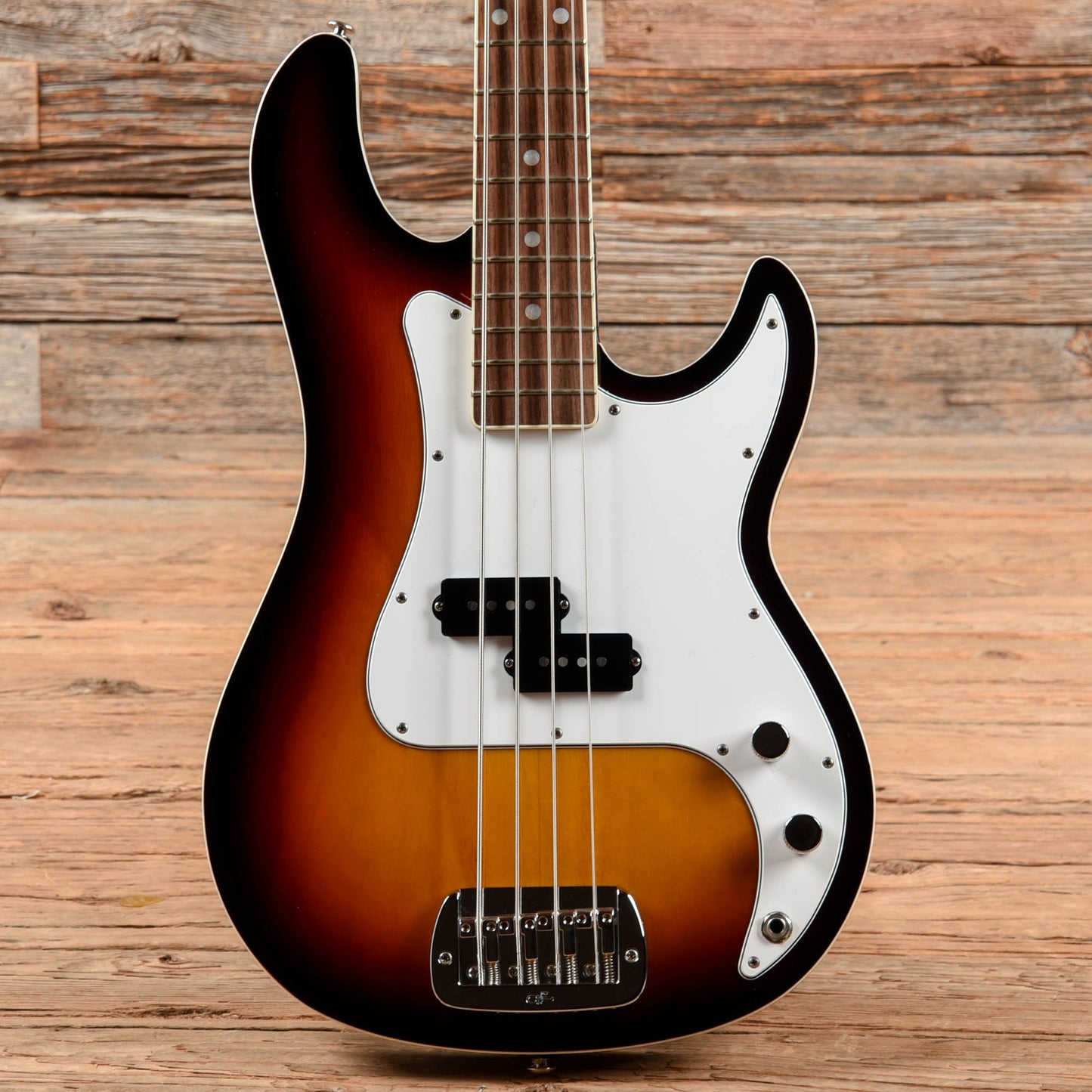 G&L LB-100 Sunburst 2017 Bass Guitars / 4-String