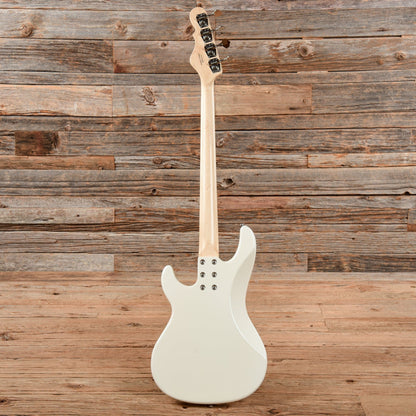 G&L SB-2 Fullerton Deluxe White 2021 Bass Guitars / 4-String