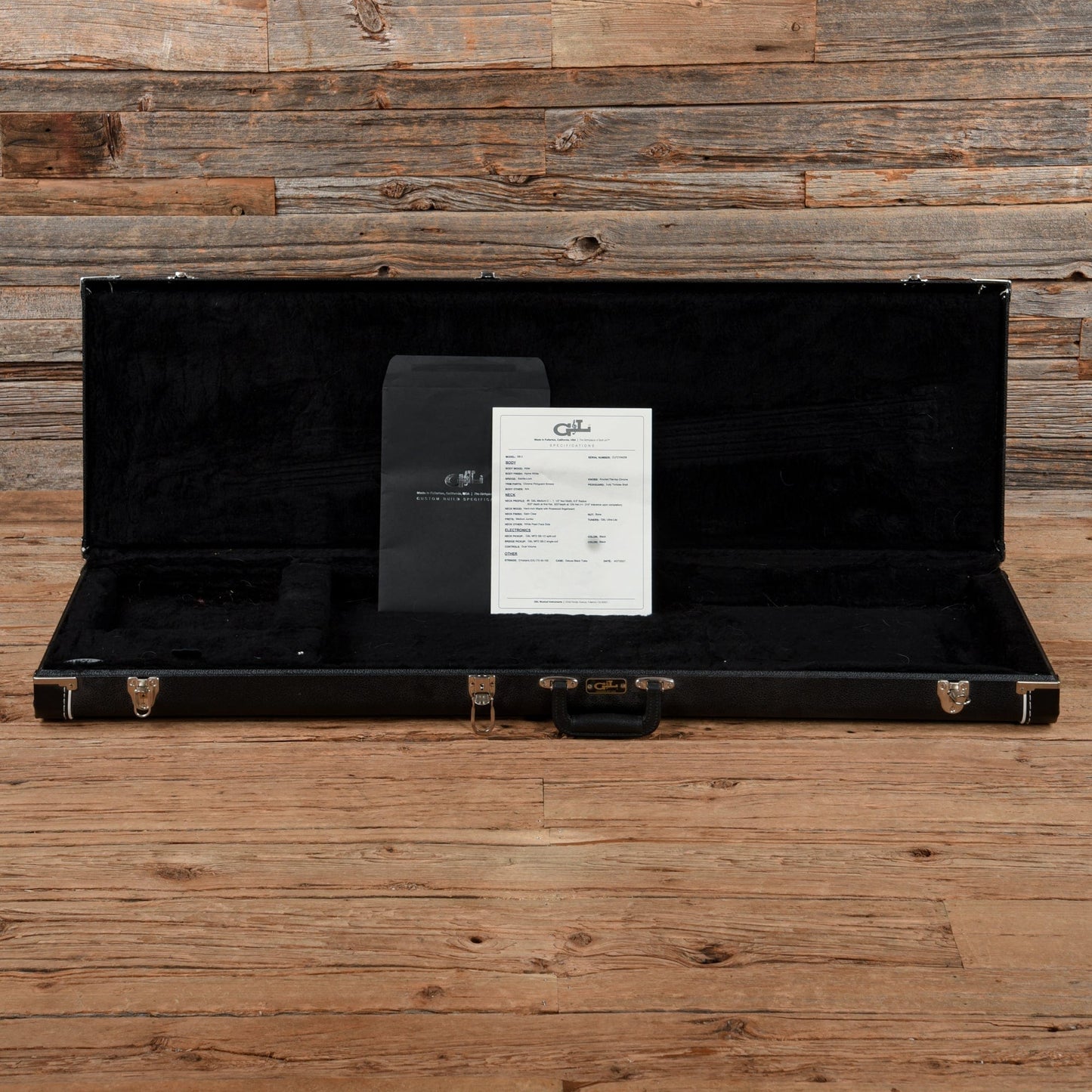 G&L SB-2 Fullerton Deluxe White 2021 Bass Guitars / 4-String