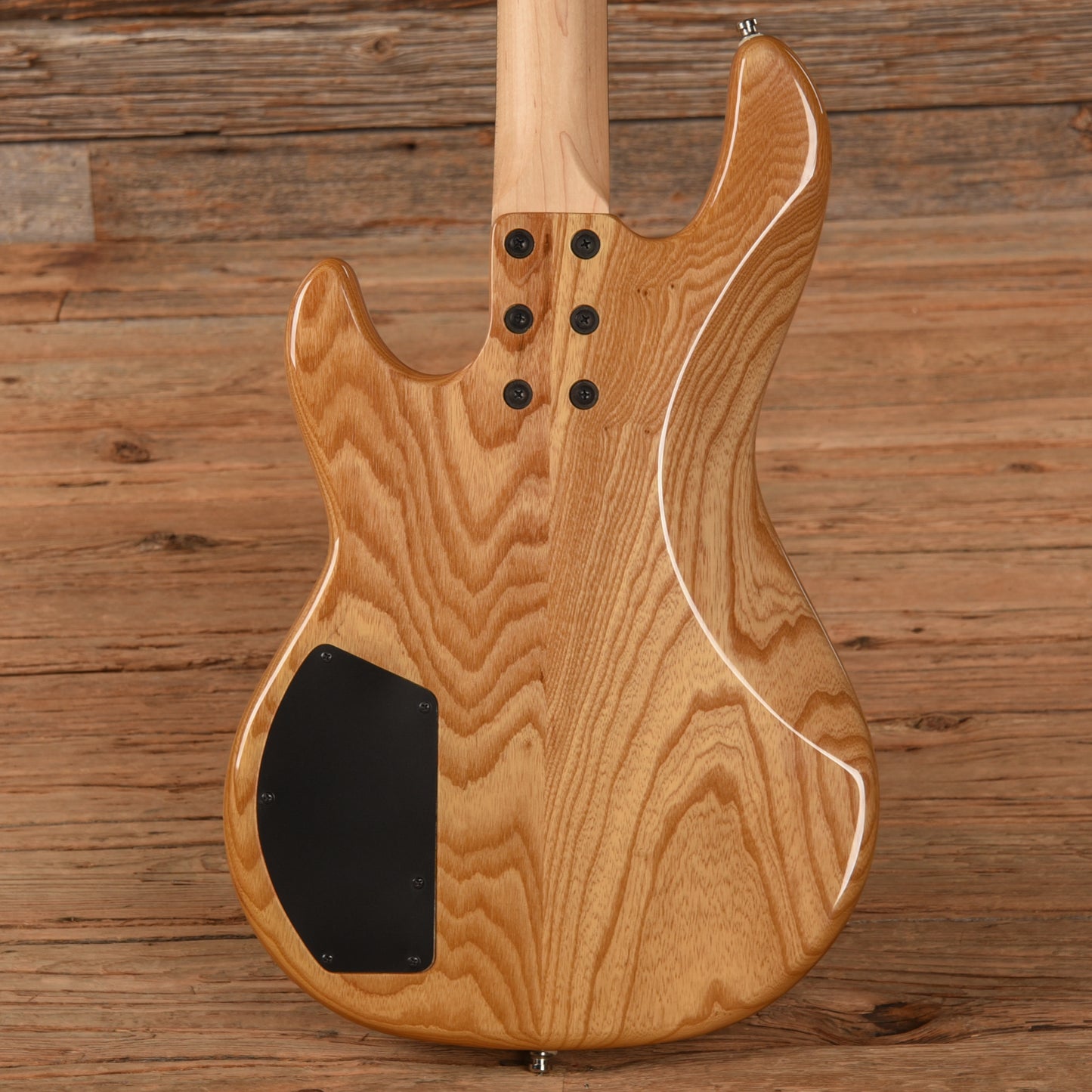 G&L Tribute Series L-2000 Natural 2015 Bass Guitars / 4-String