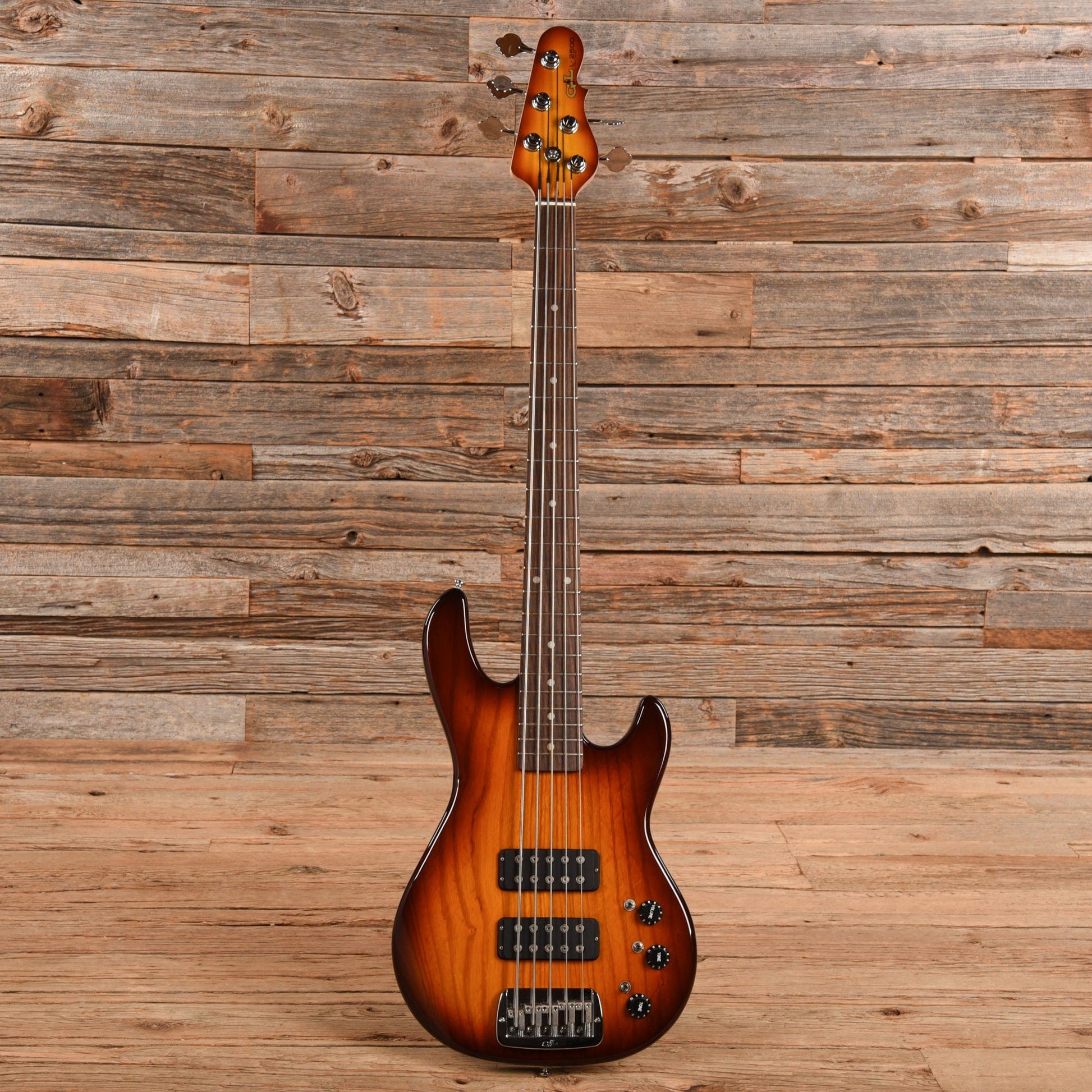 G&L Tribute L2500 Sunburst 2013 Bass Guitars / 5-String or More