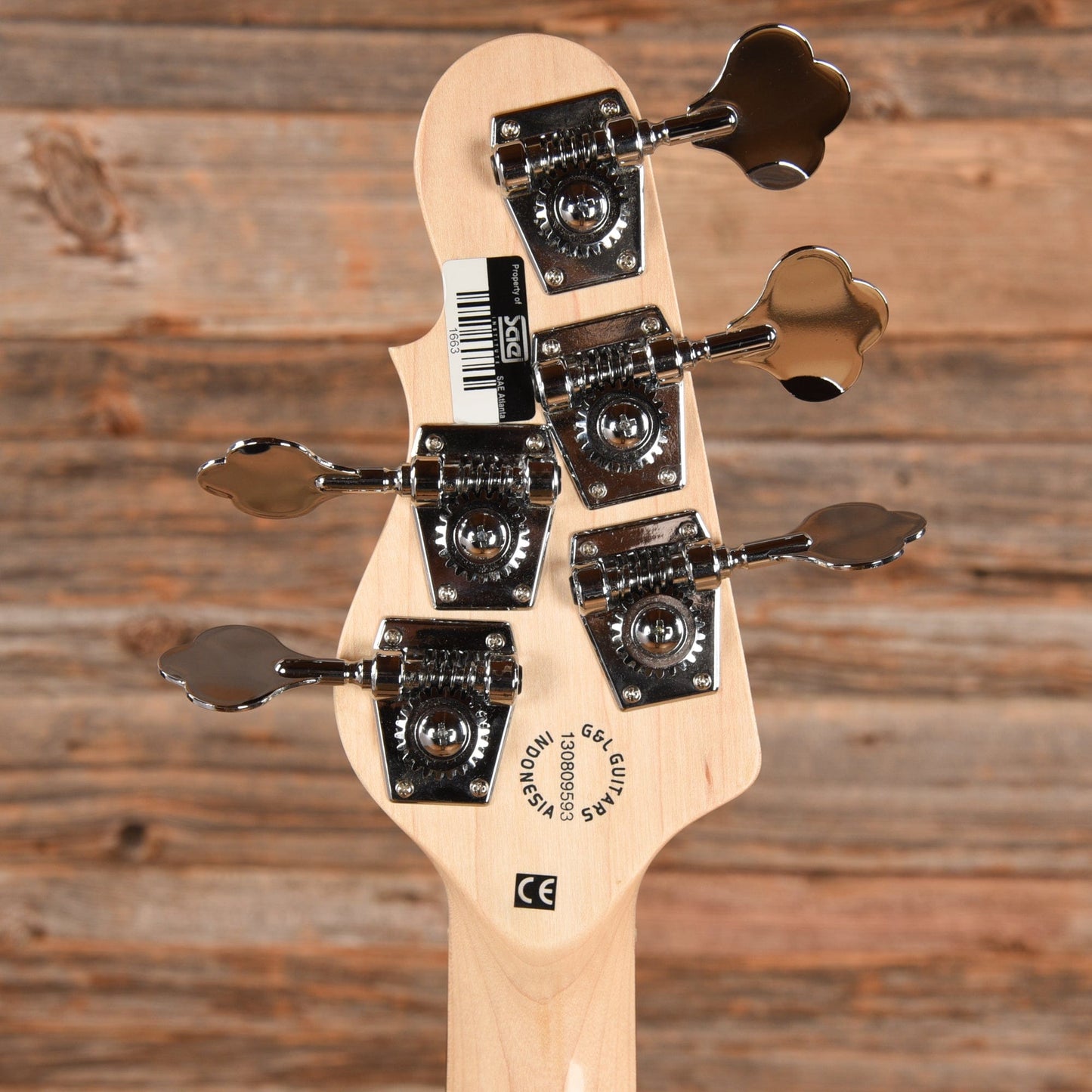 G&L Tribute L2500 Sunburst 2013 Bass Guitars / 5-String or More