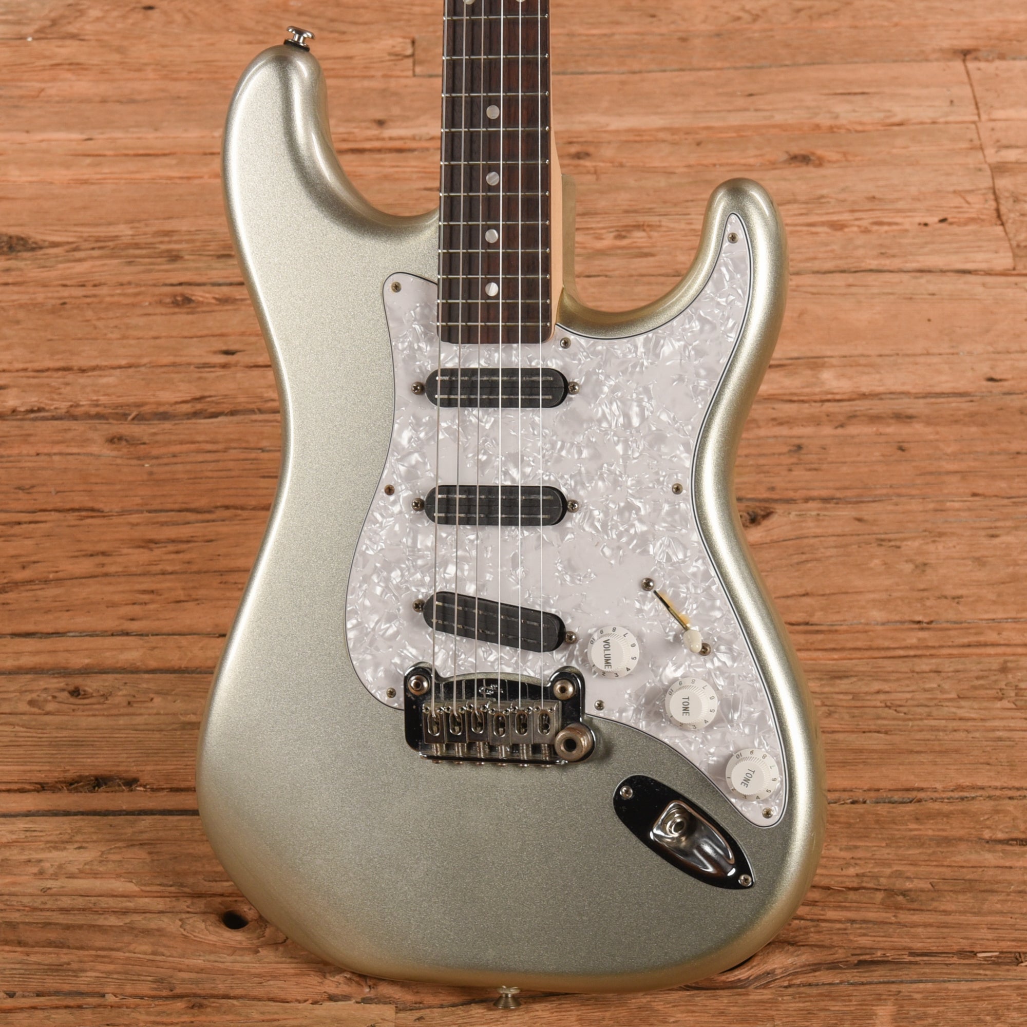 G&L USA Legacy Silver Sparkle Electric Guitars