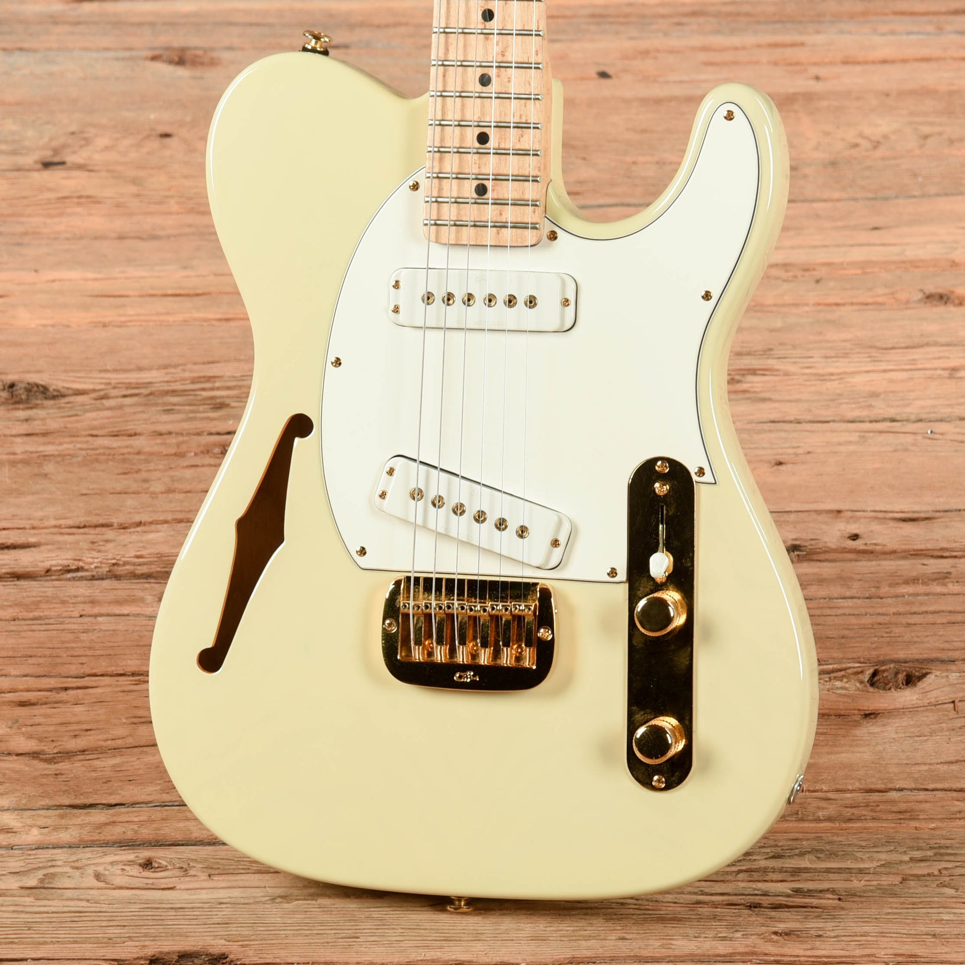 G&L ASAT Special Semi-Hollow White 2002 Electric Guitars / Semi-Hollow
