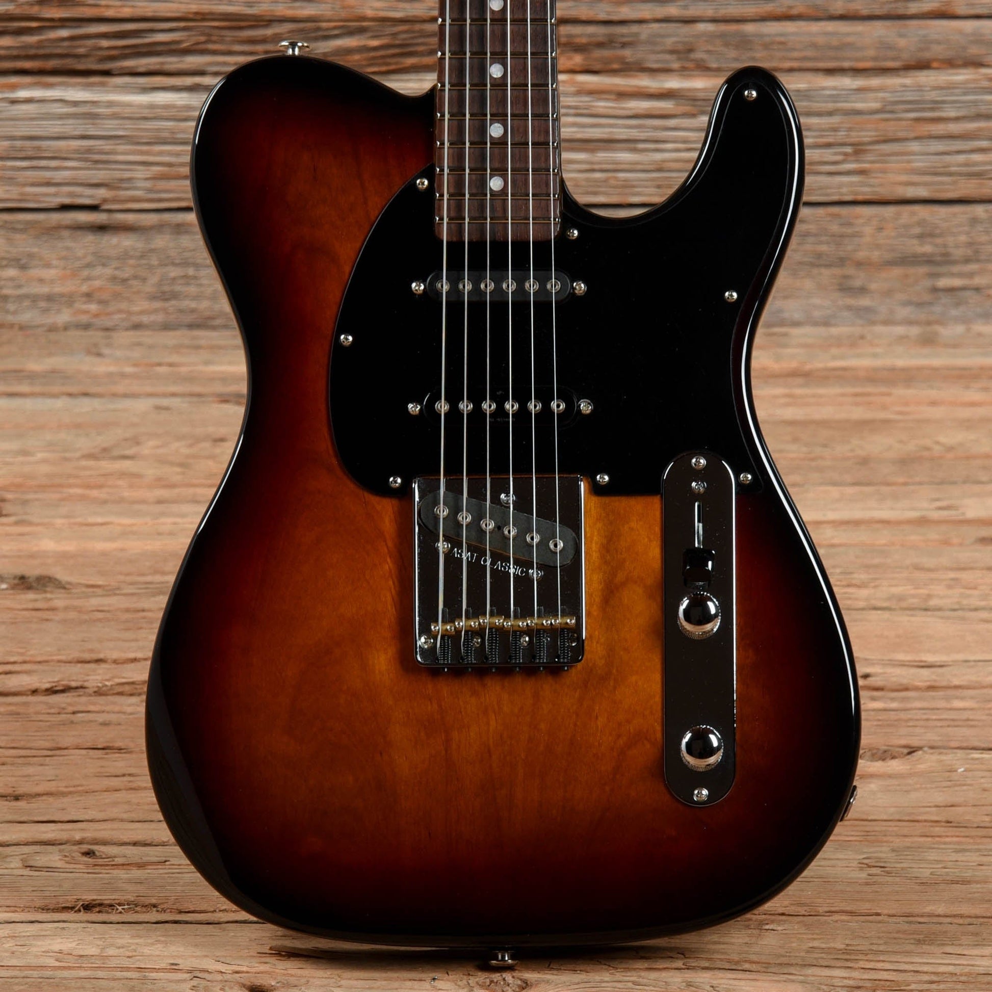 G&L ASAT Classic S Sunburst Electric Guitars / Solid Body