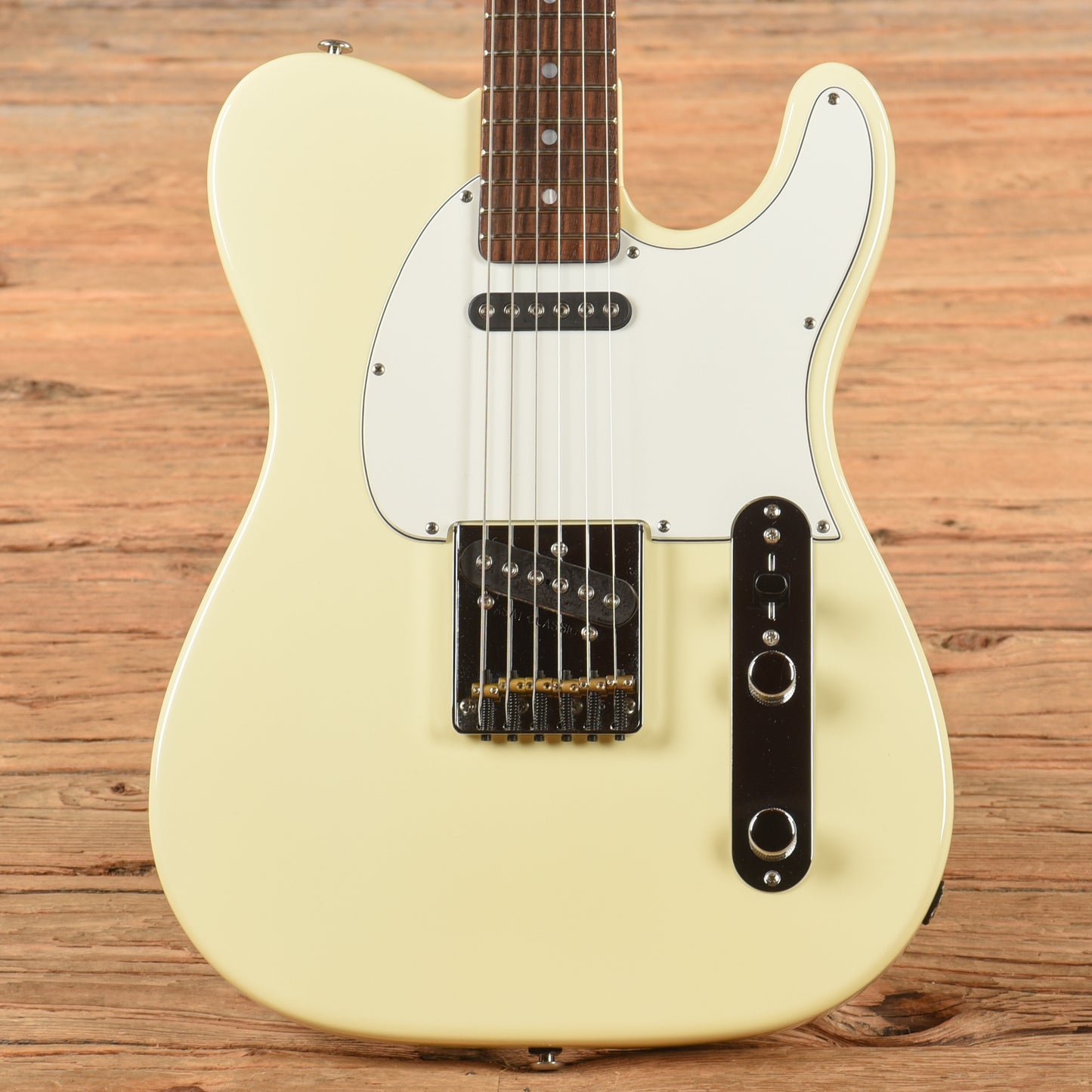 G&L ASAT Classic White Electric Guitars / Solid Body