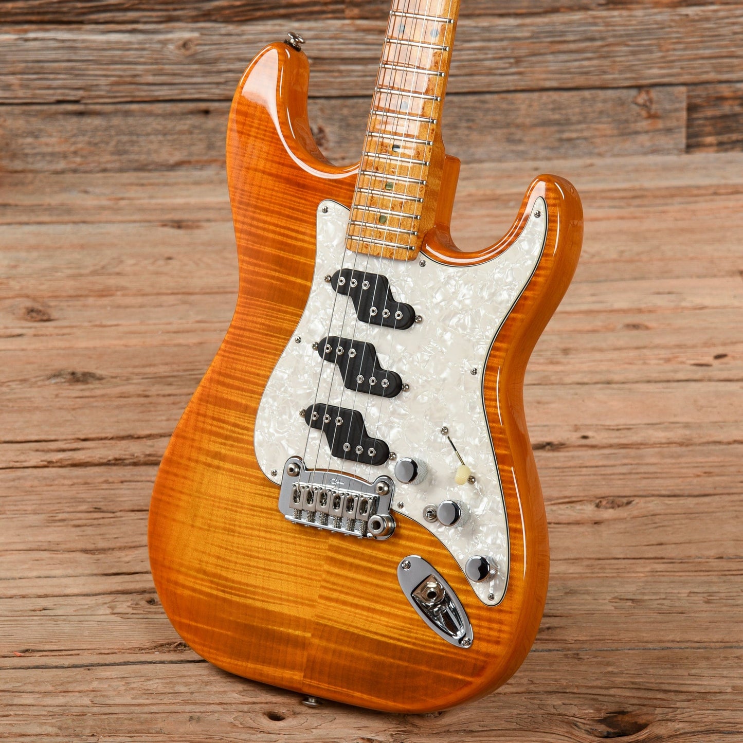 G&L Comanche Amber 2001 Electric Guitars / Solid Body