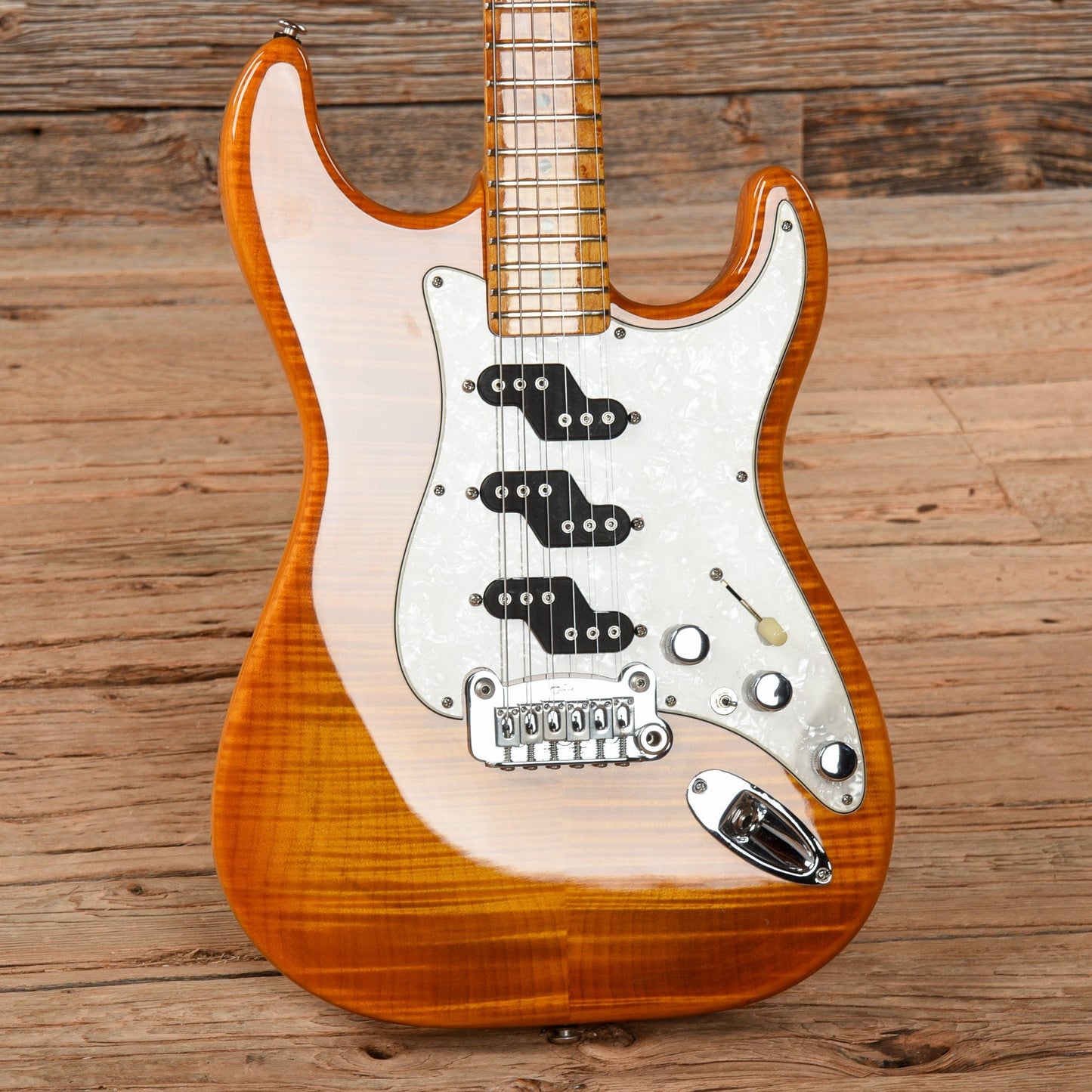 G&L Comanche Amber 2001 Electric Guitars / Solid Body