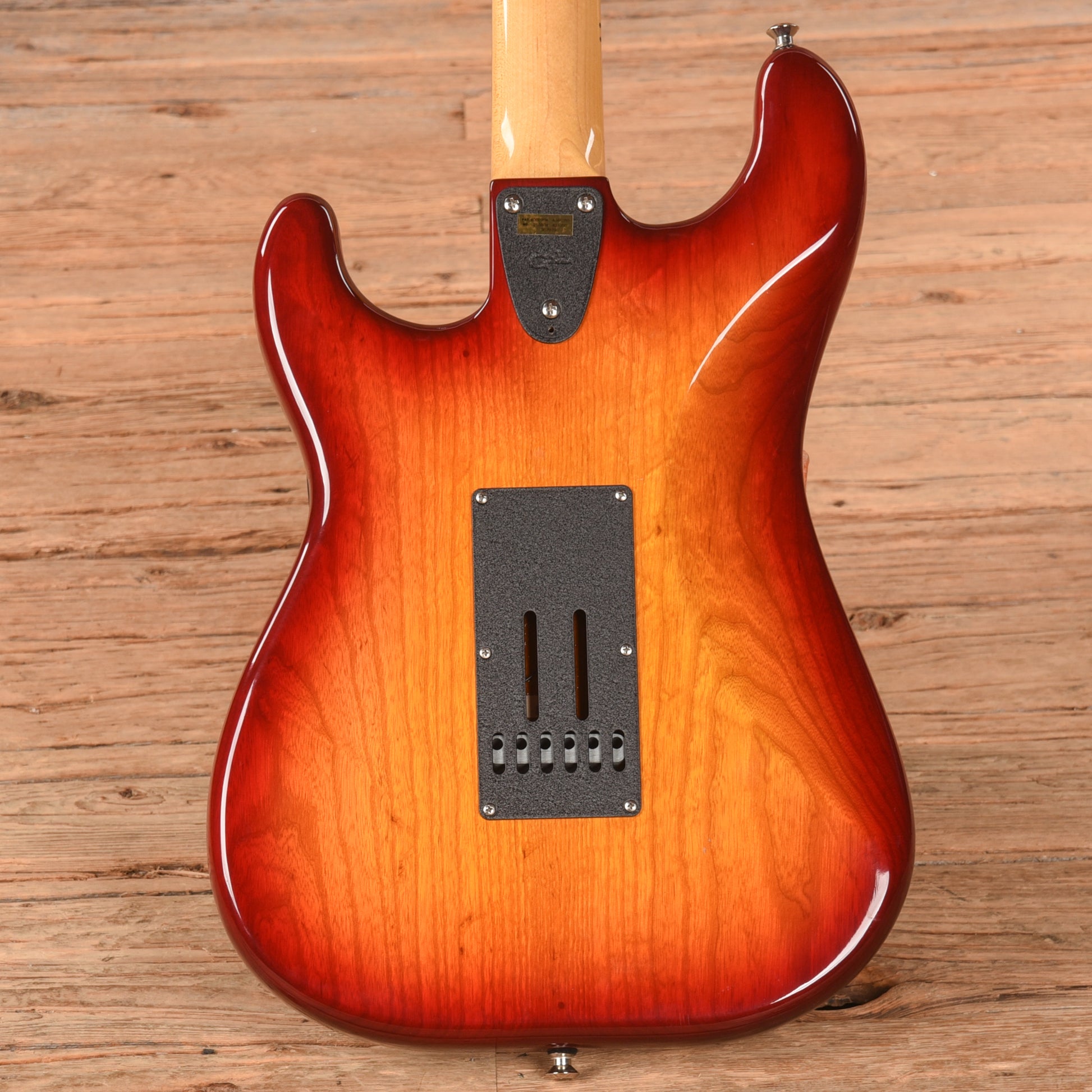 G&L S-500 Signature Cherry Sunburst 1991 Electric Guitars / Solid Body