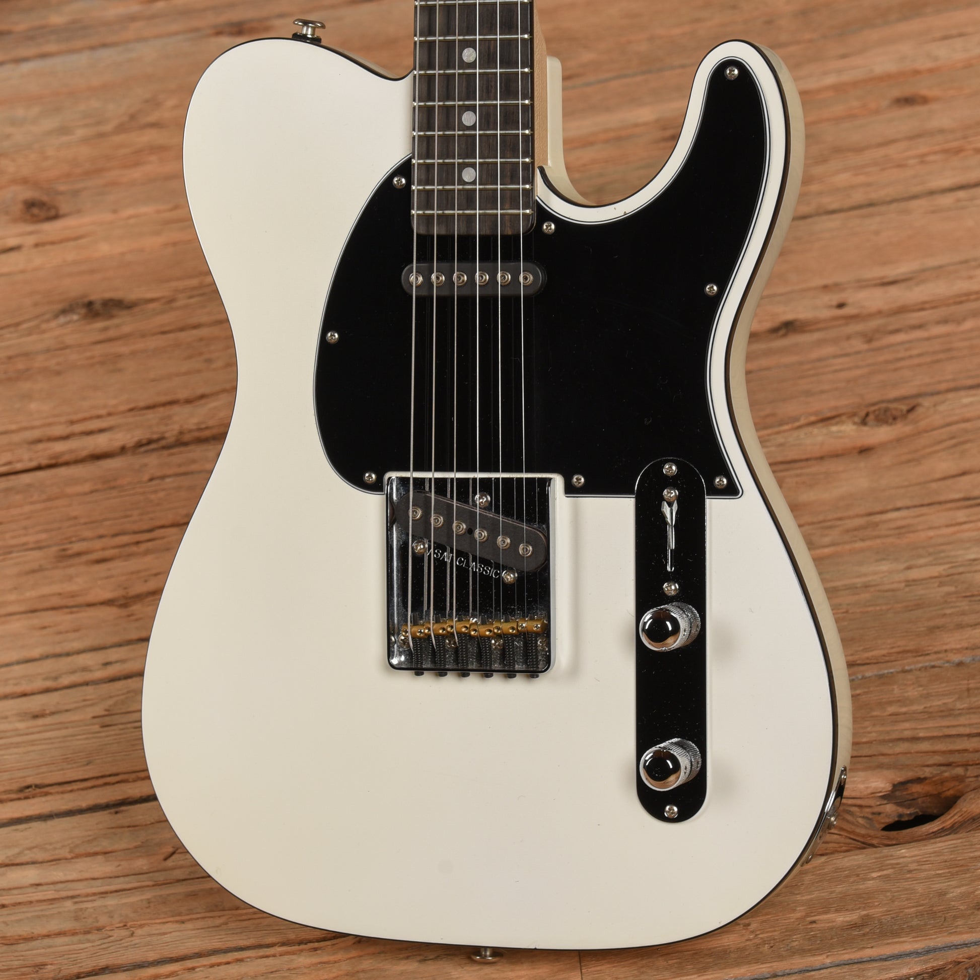 G&L USA ASAT Classic w/ Matching Headstock White Electric Guitars / Solid Body