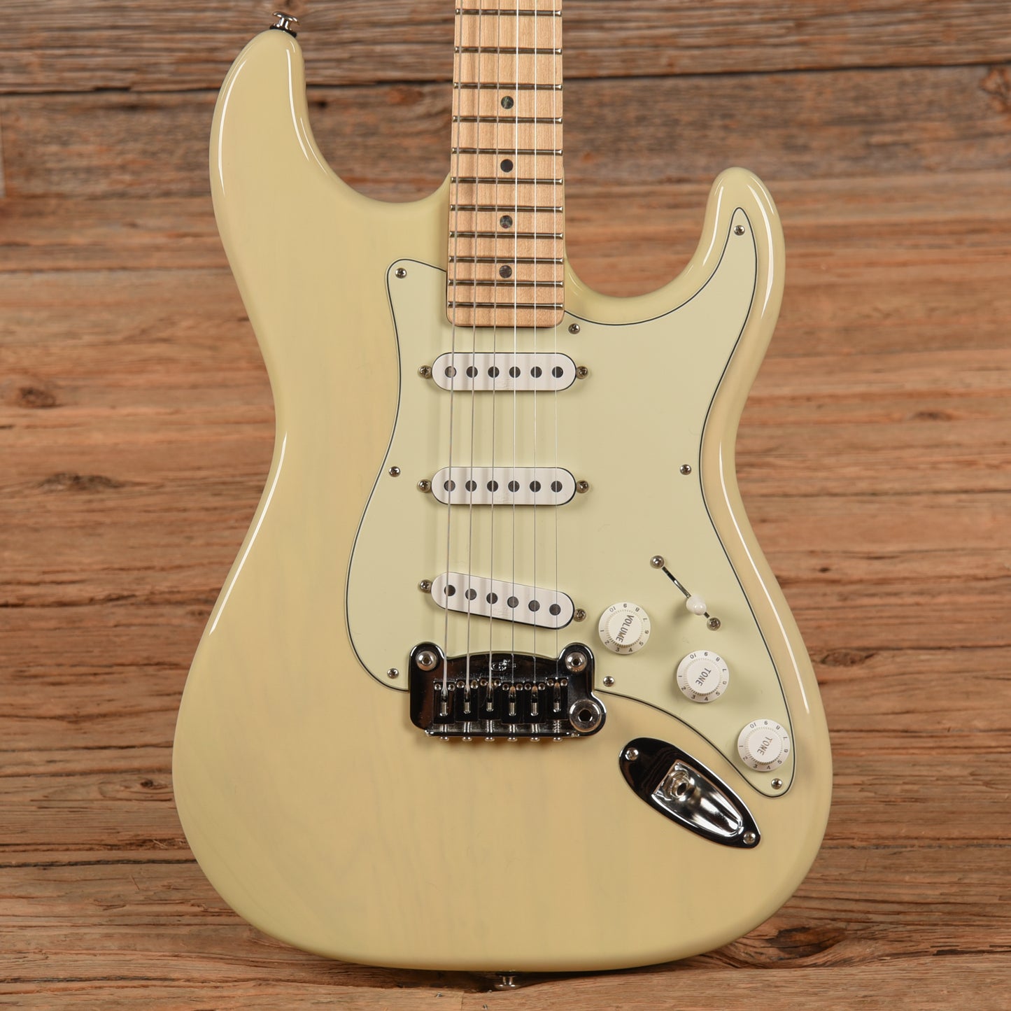 G&L USA Legacy Ash White Blonde 2009 Electric Guitars / Solid Body
