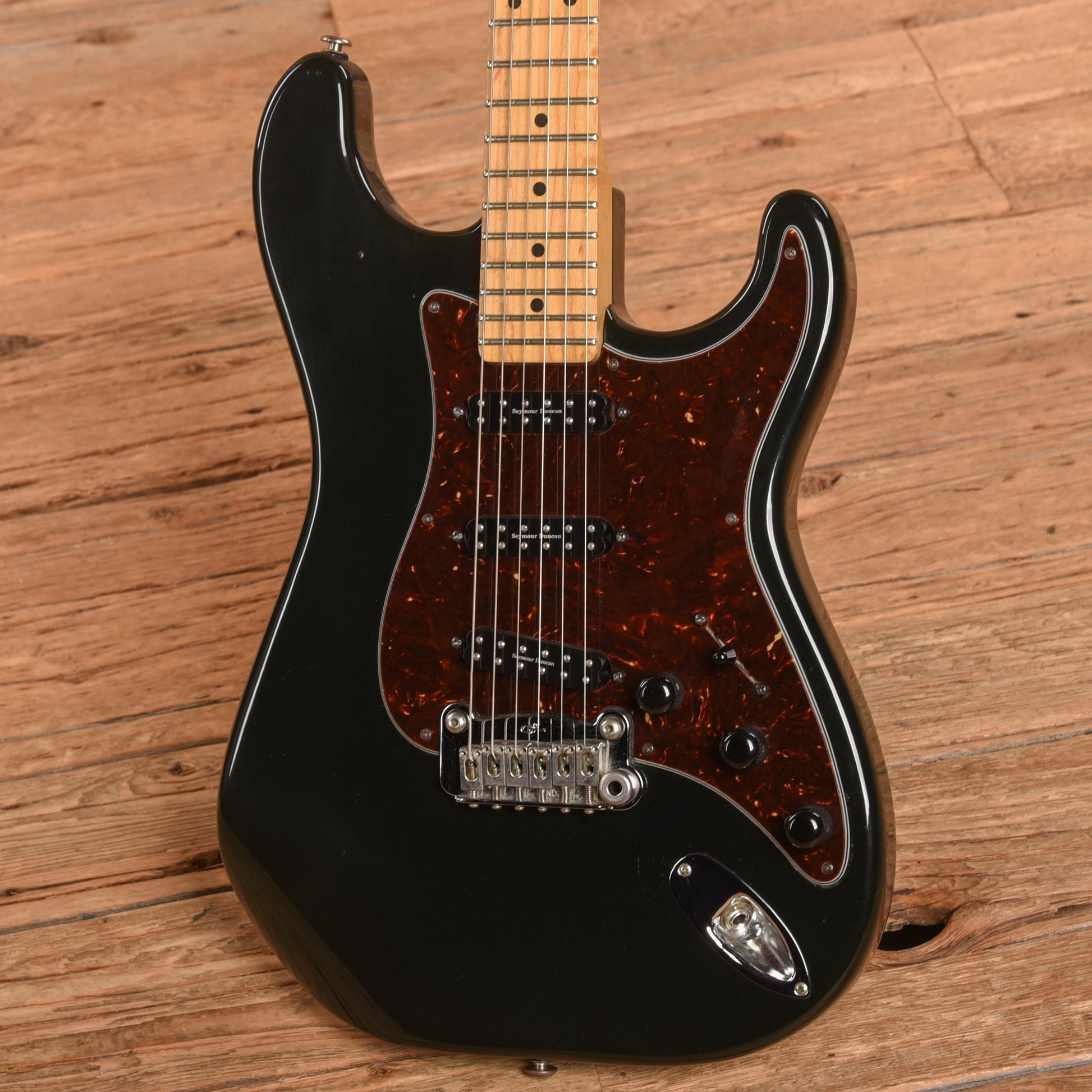 G&L USA Legacy Black 1995 Electric Guitars / Solid Body