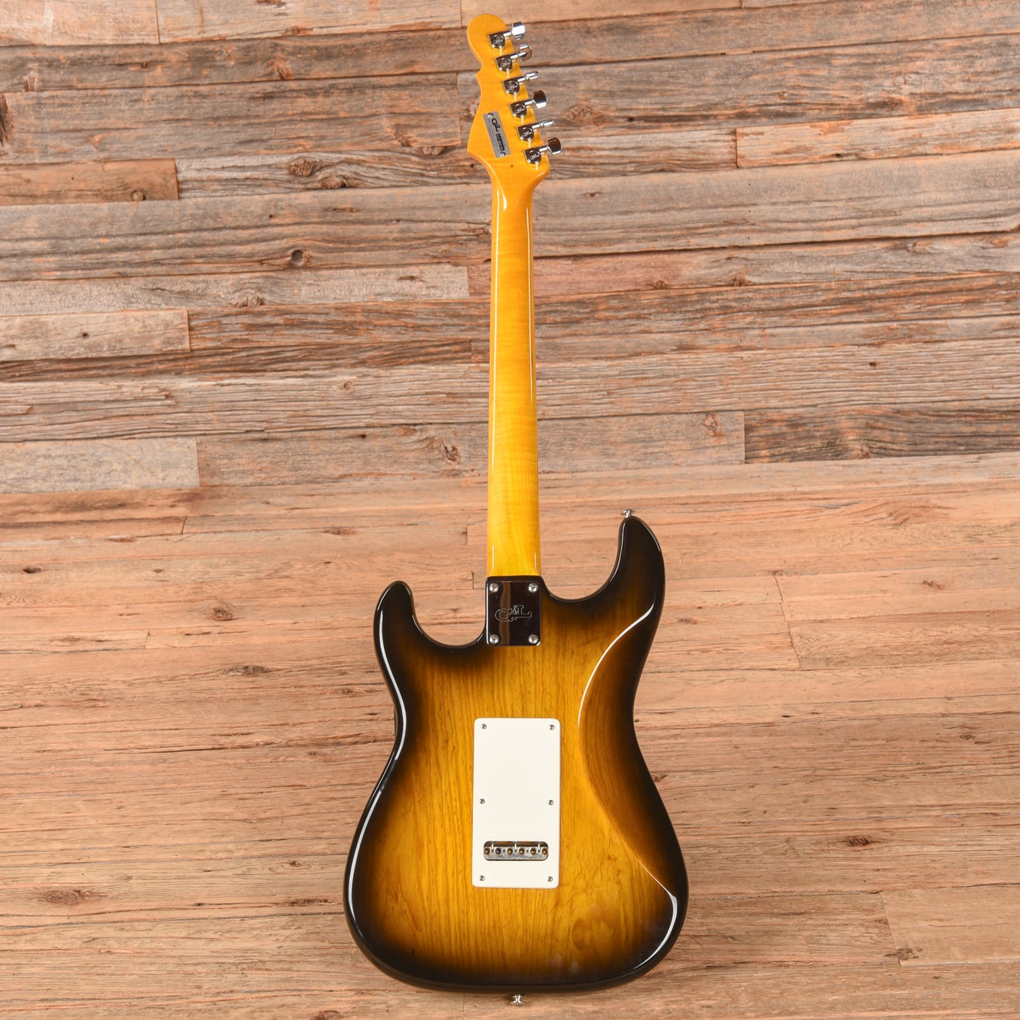 G&L USA Legacy Sunburrst 2011 Electric Guitars / Solid Body
