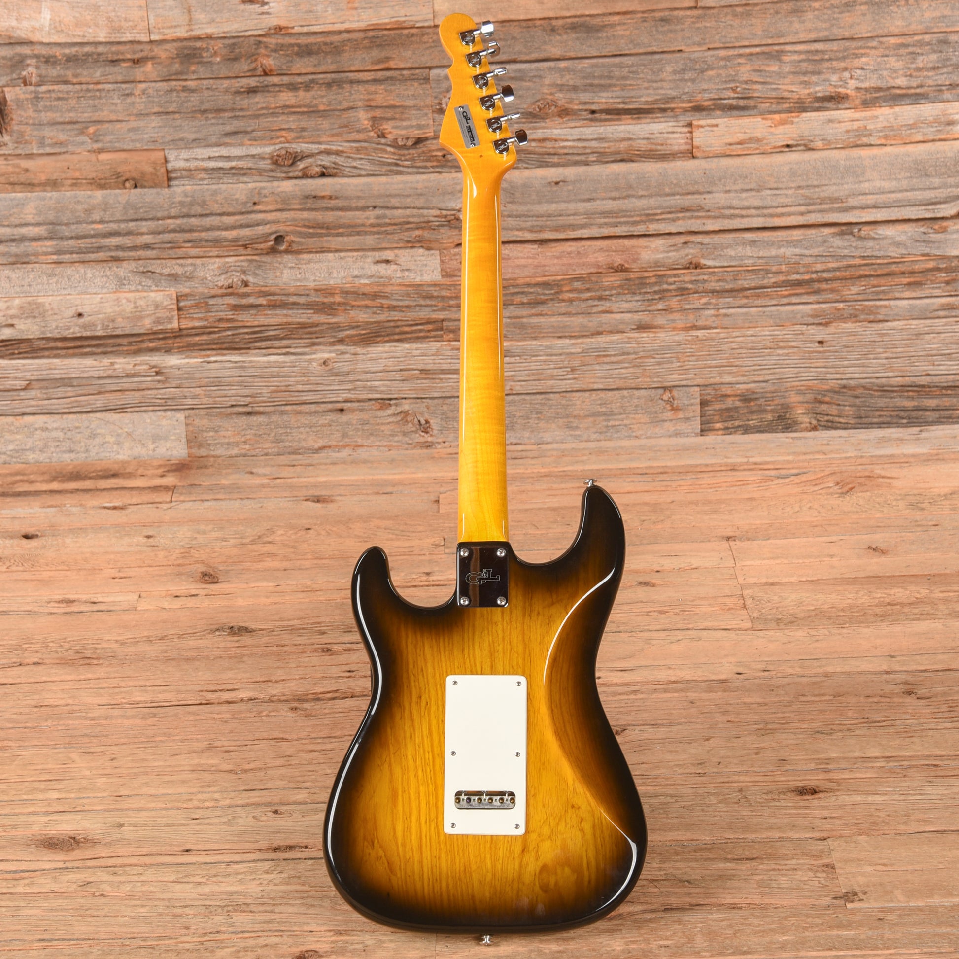 G&L USA Legacy Sunburrst 2011 Electric Guitars / Solid Body