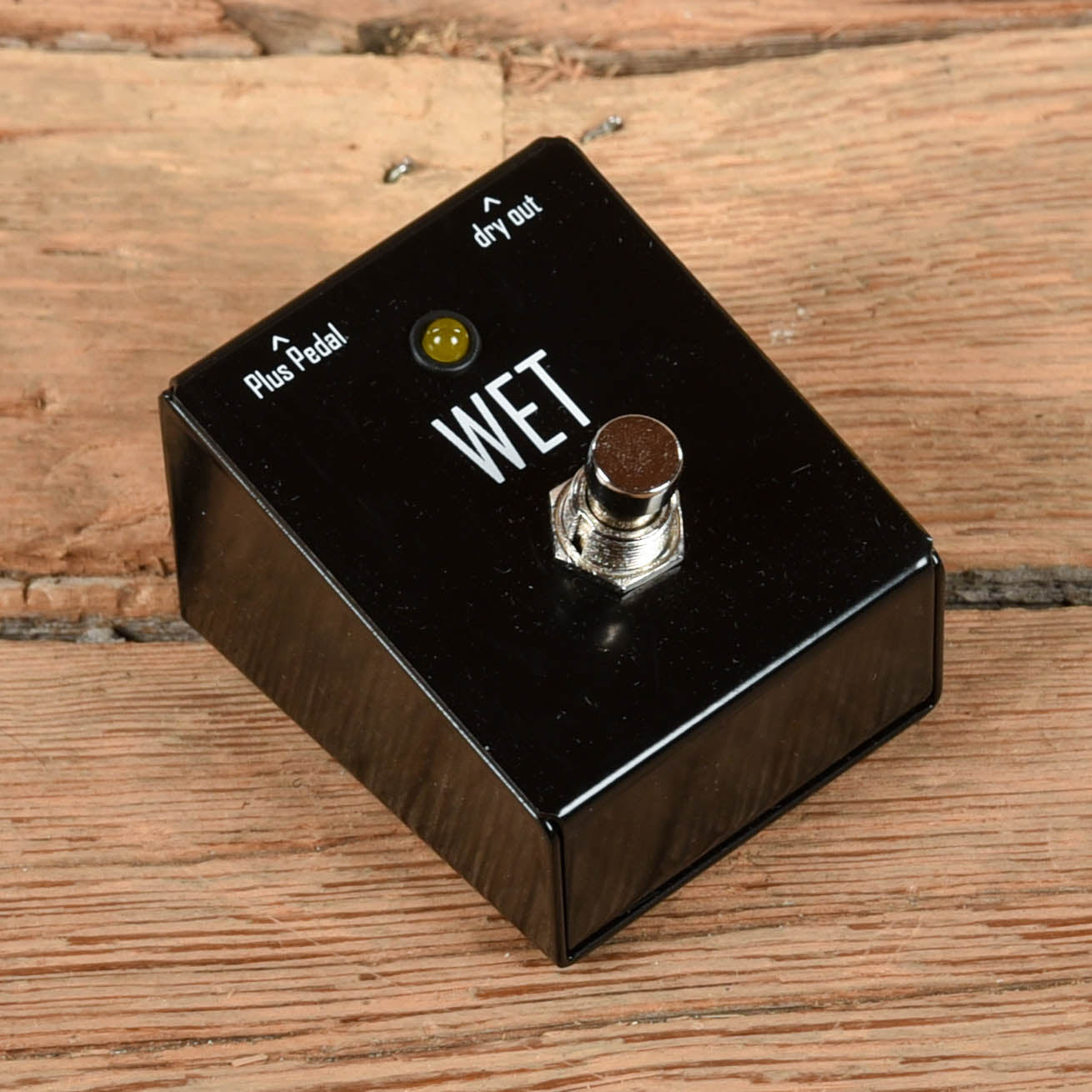 Gamechanger Audio Plus Sustainer Pedal with Wet Footswitch Effects and Pedals / Compression and Sustain
