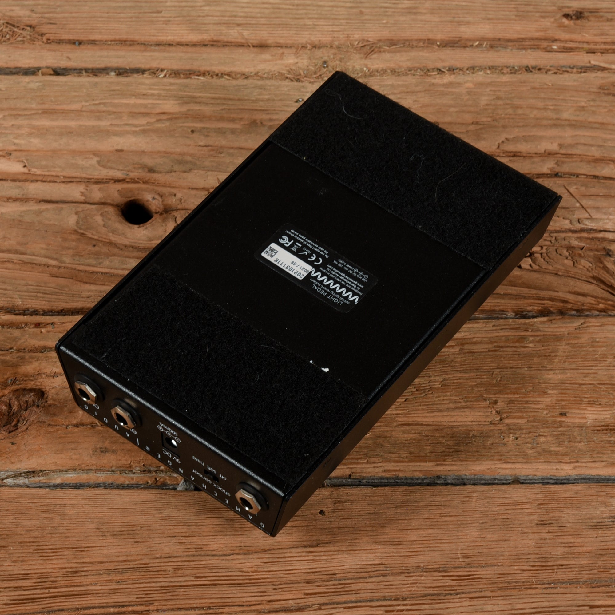 Gamechanger Audio Light Pedal Effects and Pedals / Reverb