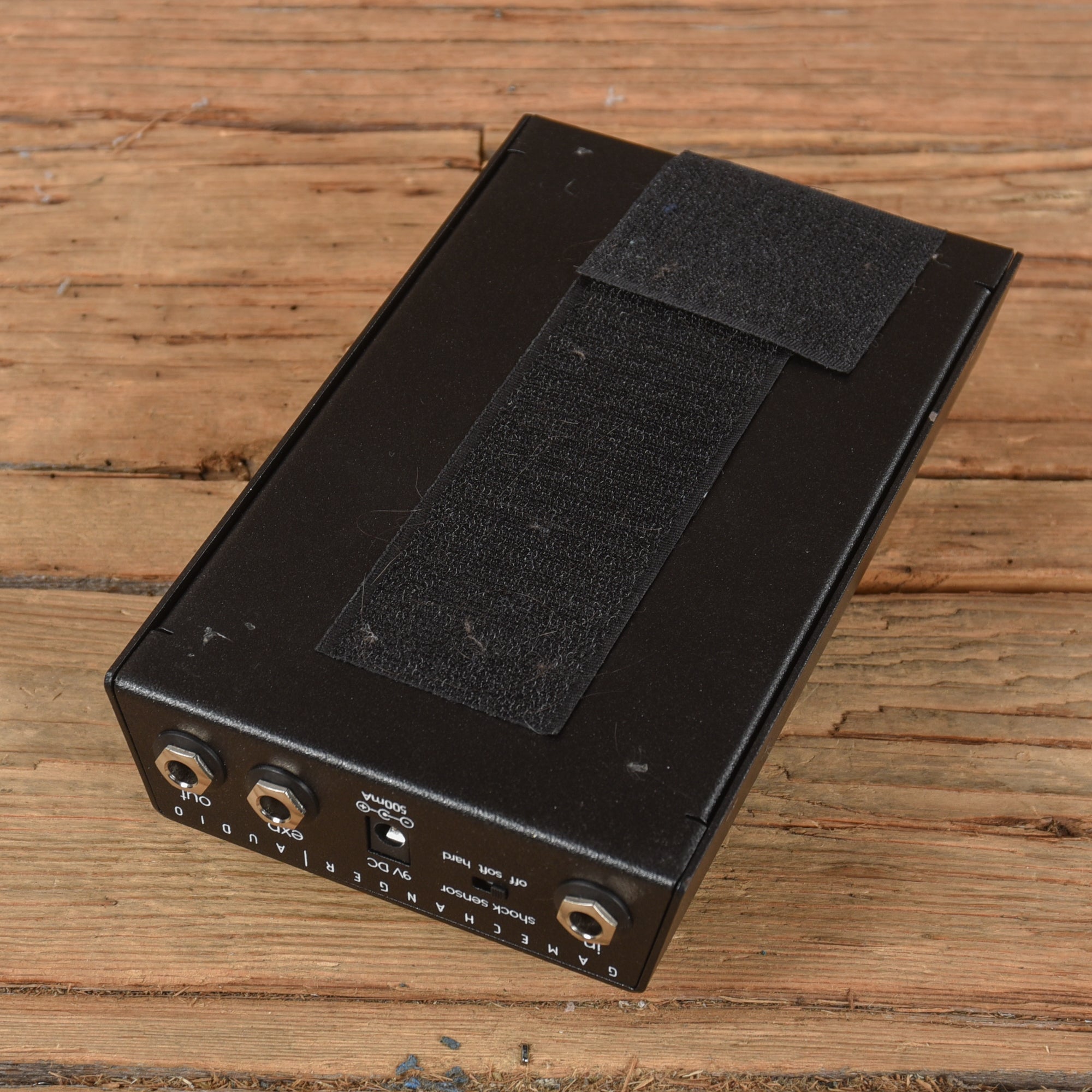 Gamechanger Audio Light Pedal Effects and Pedals / Reverb