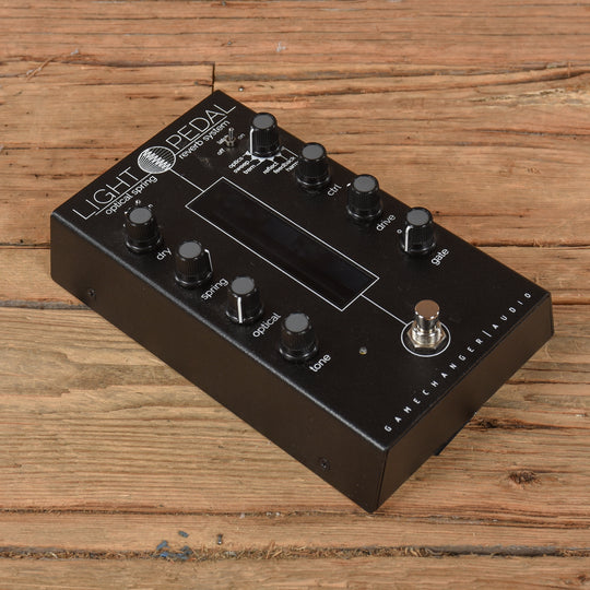Gamechanger Audio Light Pedal Effects and Pedals / Reverb