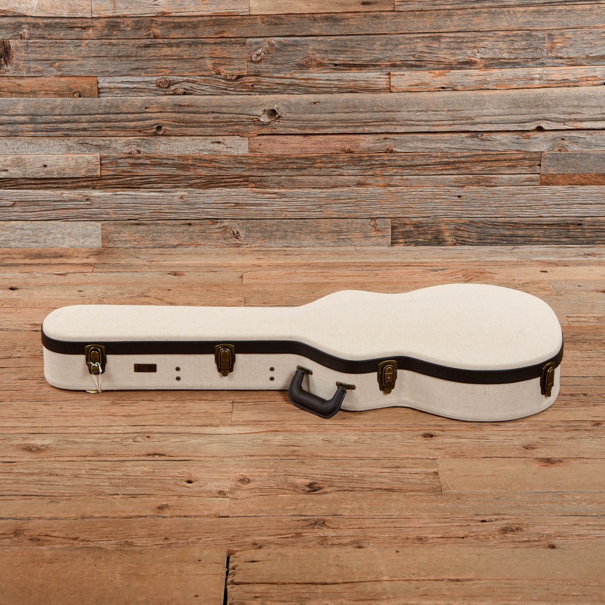 Gator Journeyman Semi-Hollow – Nederland Gator Journeyman Semi-Hollow – Nederland