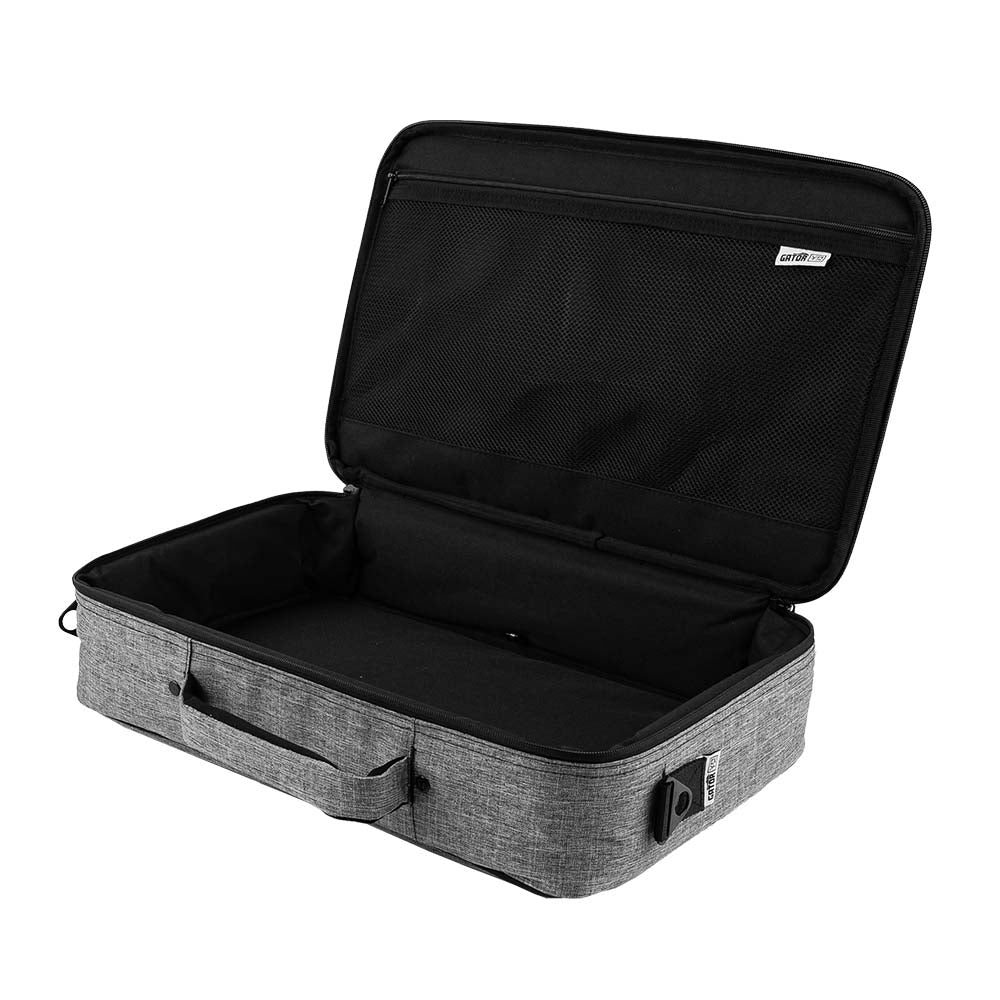 Gator Vertex GV-TL1710-GB Travel Lite 17" x 10" Pedalboard w/ Padded Gig Bag Effects and Pedals / Pedalboards and Power Supplies