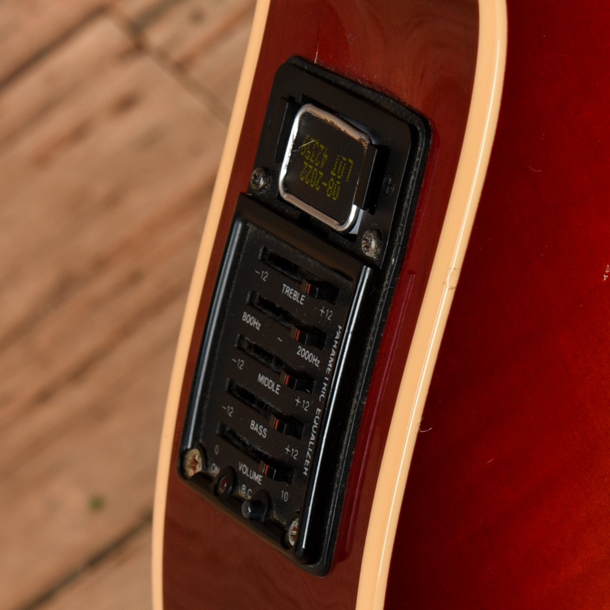 Gibson EAS Deluxe Cherry Sunburst 1993 Acoustic Guitars / Built-in Electronics