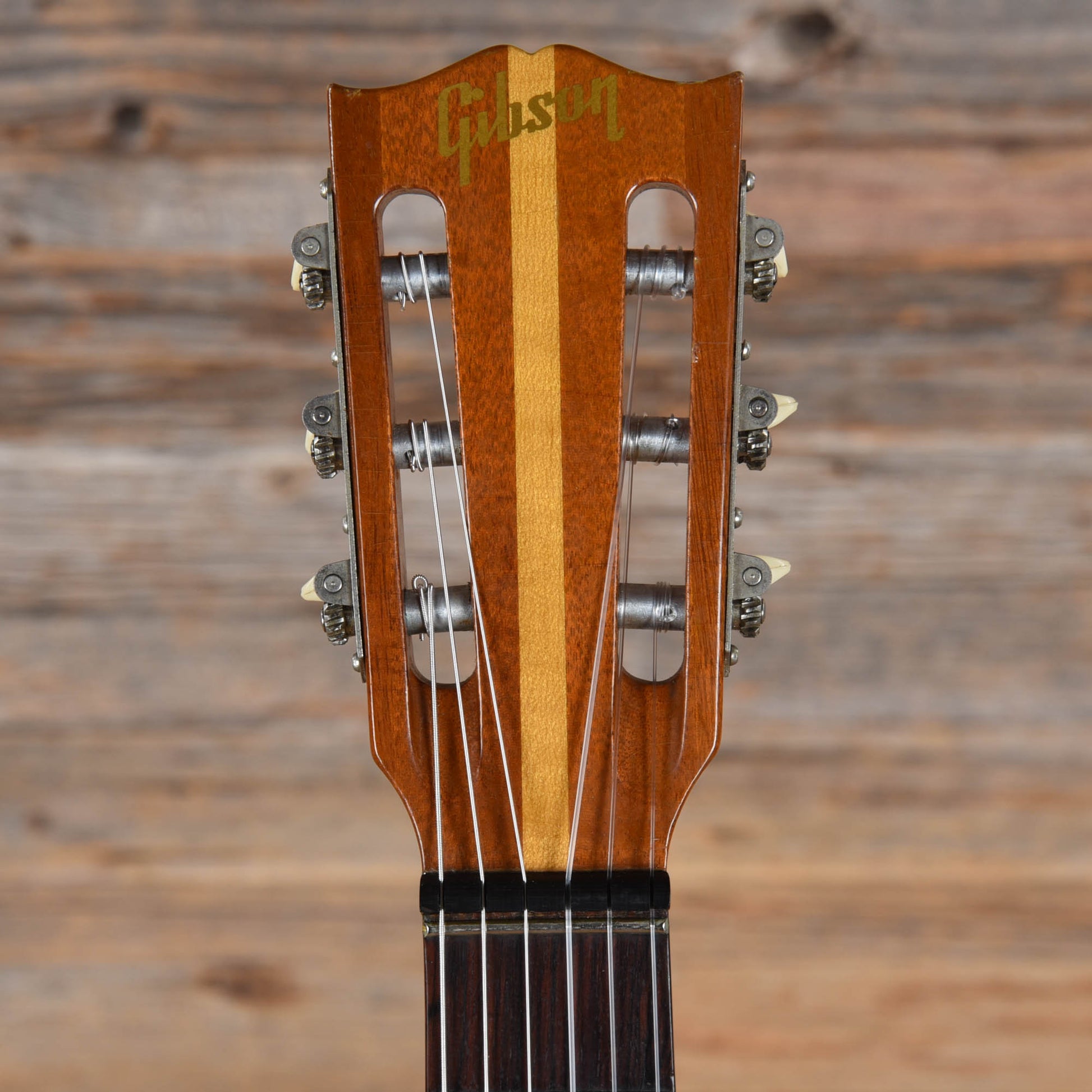 Gibson C-1 Classical Natural 1967 Acoustic Guitars / Classical