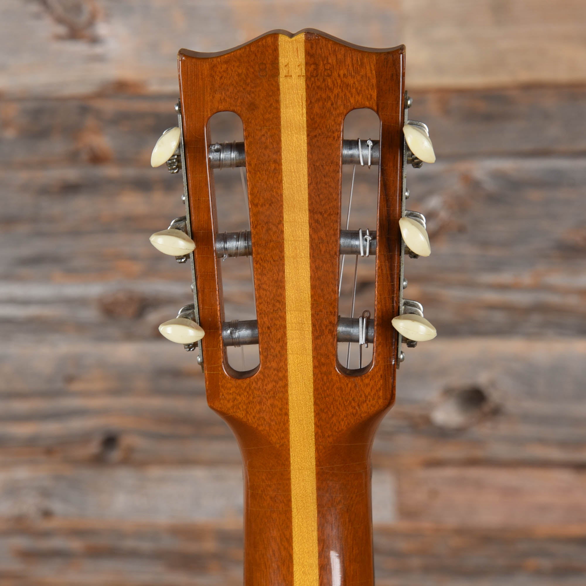 Gibson C-1 Classical Natural 1967 Acoustic Guitars / Classical