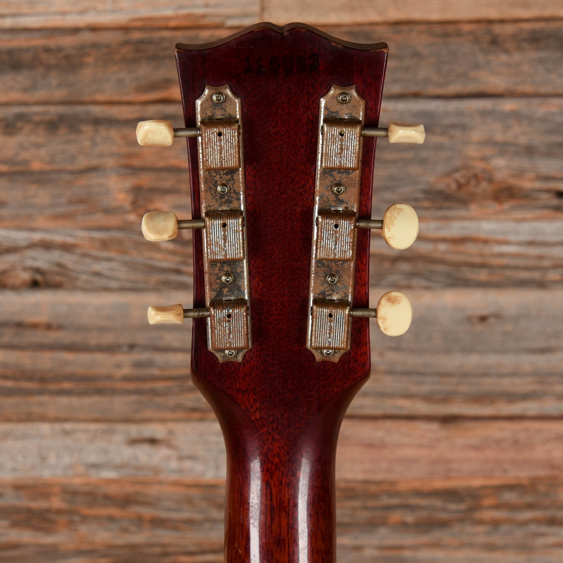 Gibson B-25 Sunburst 1963 Acoustic Guitars / Concert