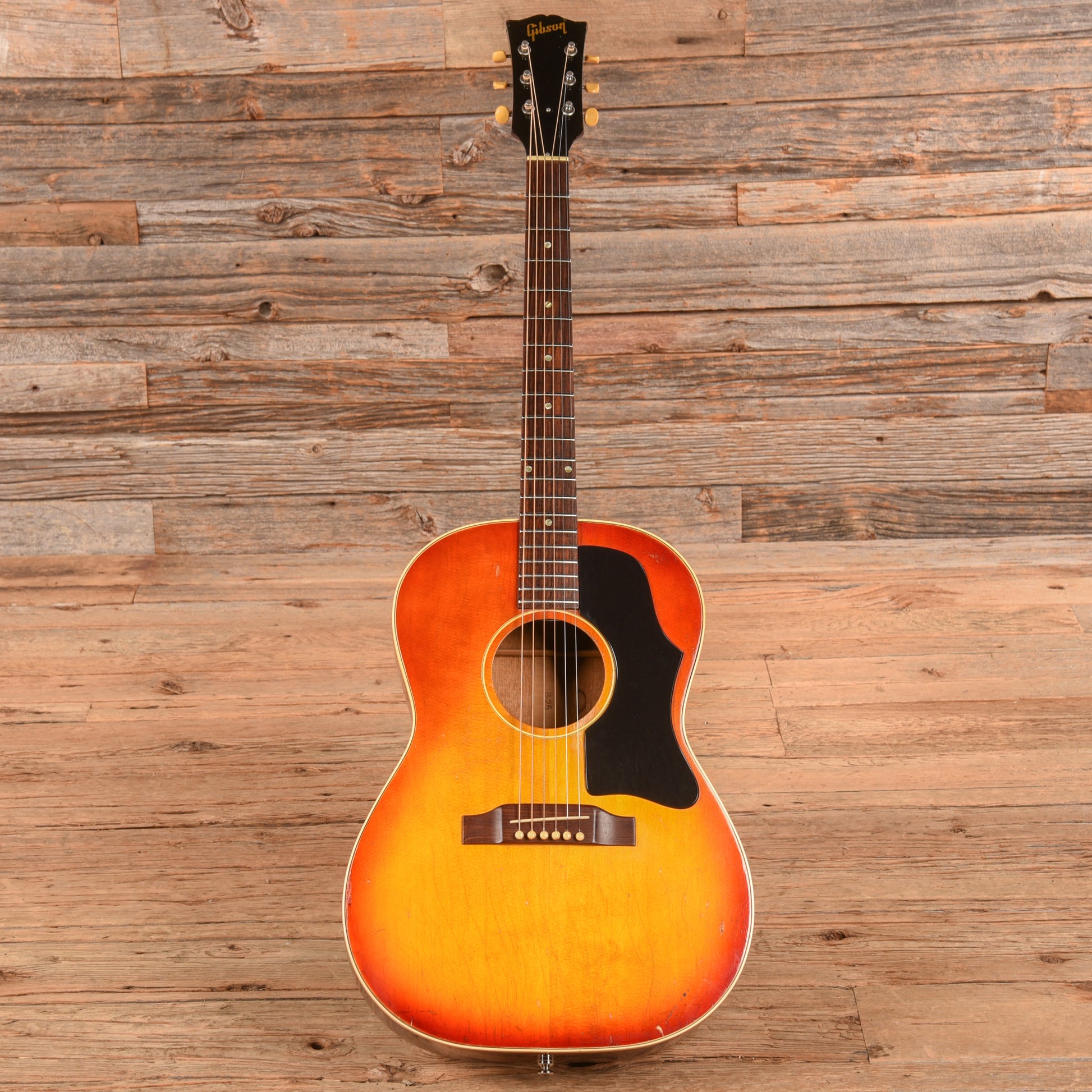 Gibson B-25 Sunburst 1969 Acoustic Guitars / Concert