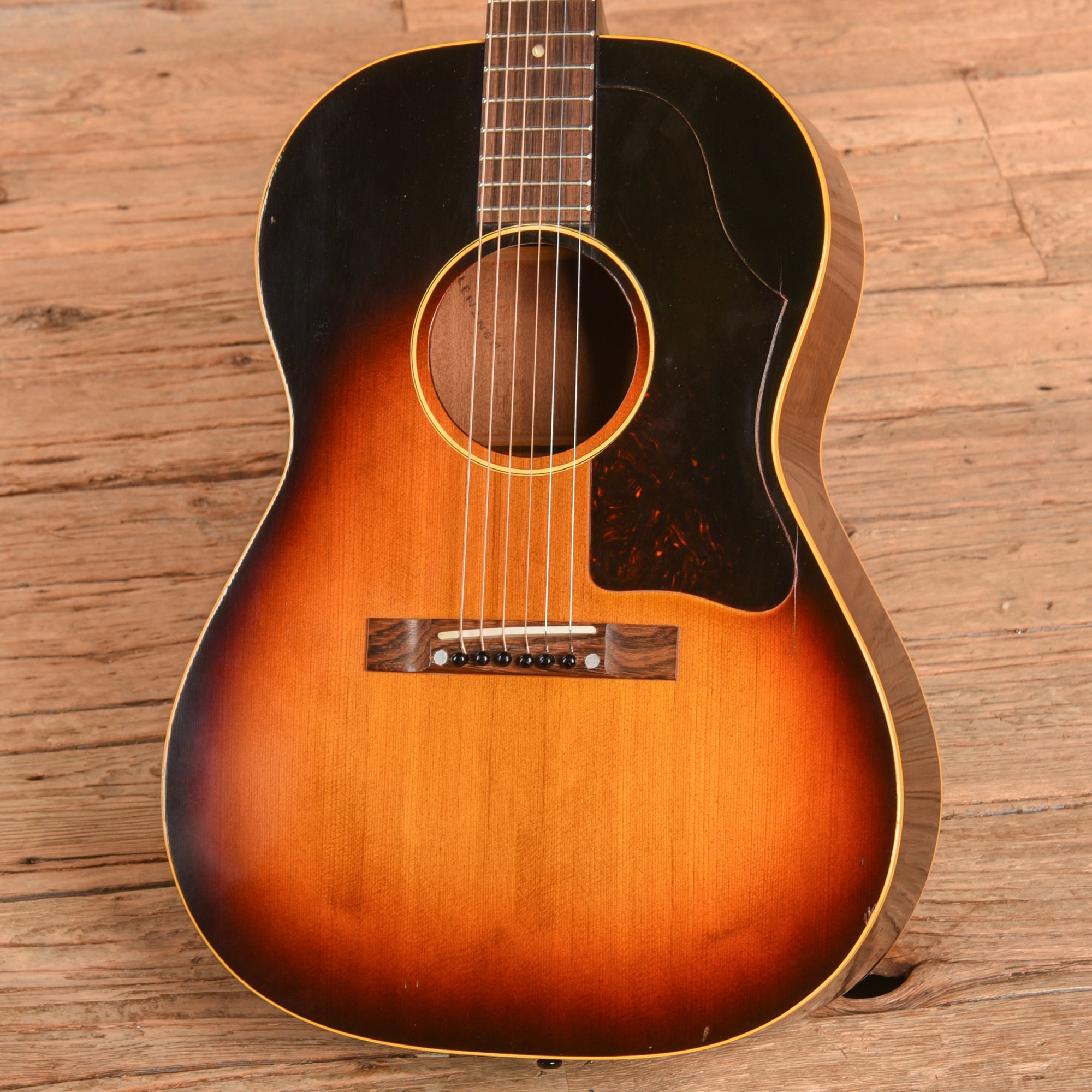 Gibson LG-1 Sunburst 1959 Acoustic Guitars / Concert