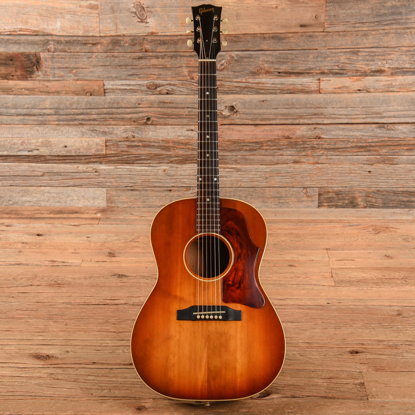 Gibson LG-1 Sunburst 1965 Acoustic Guitars / Concert