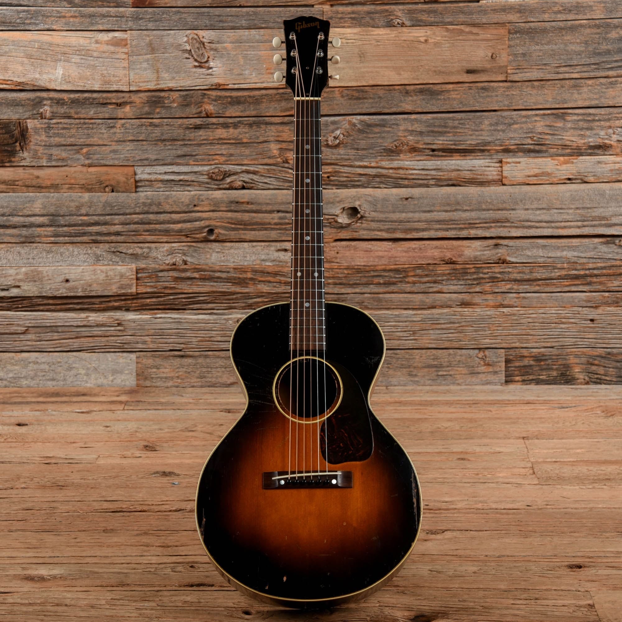 Gibson LG-2 3/4 Sunburst 1950 Acoustic Guitars / Concert