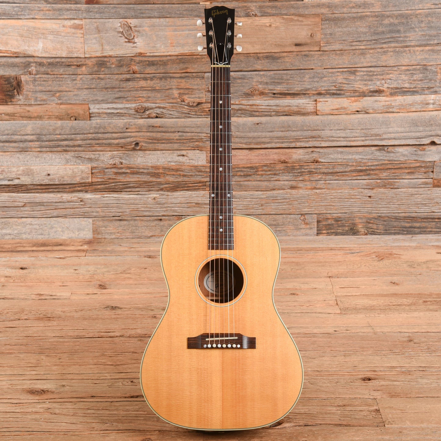 Gibson LG-2 American Eagle Natural 2014 Acoustic Guitars / Concert