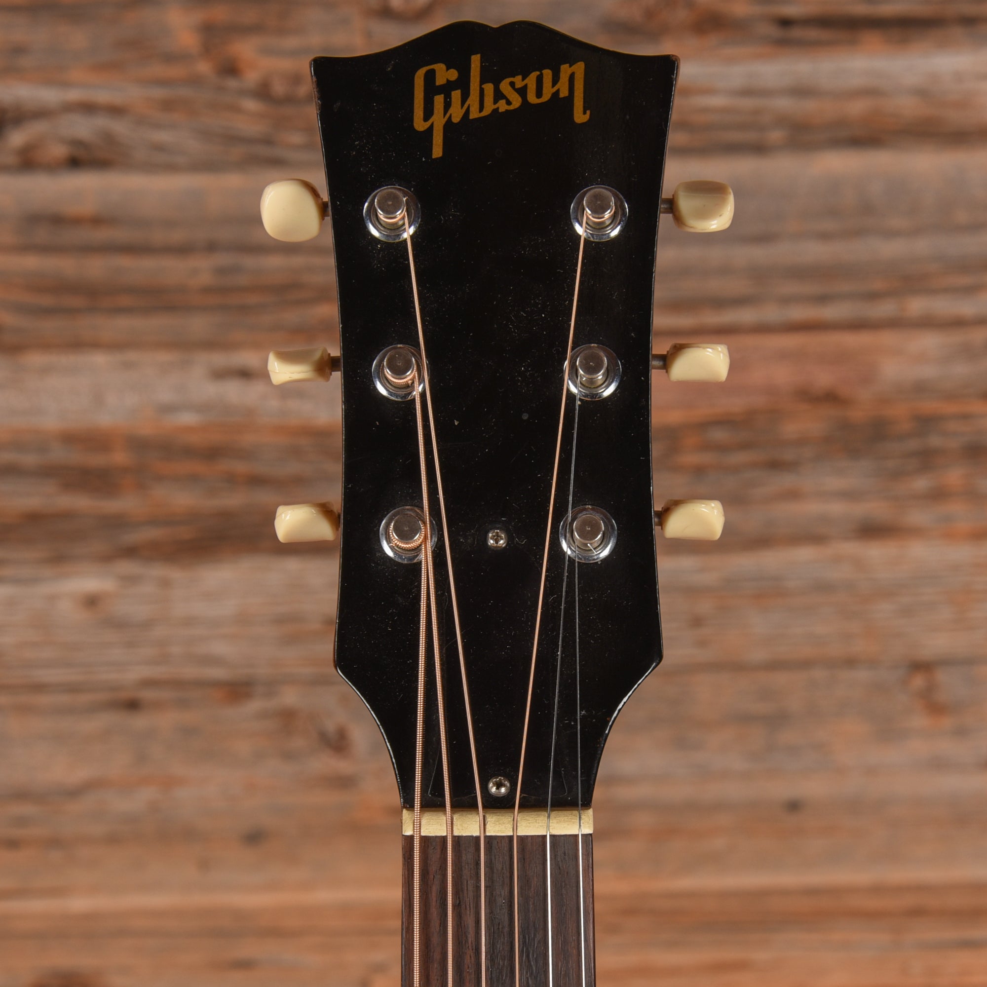 Gibson LG-2 Sunburst 1968 Acoustic Guitars / Concert