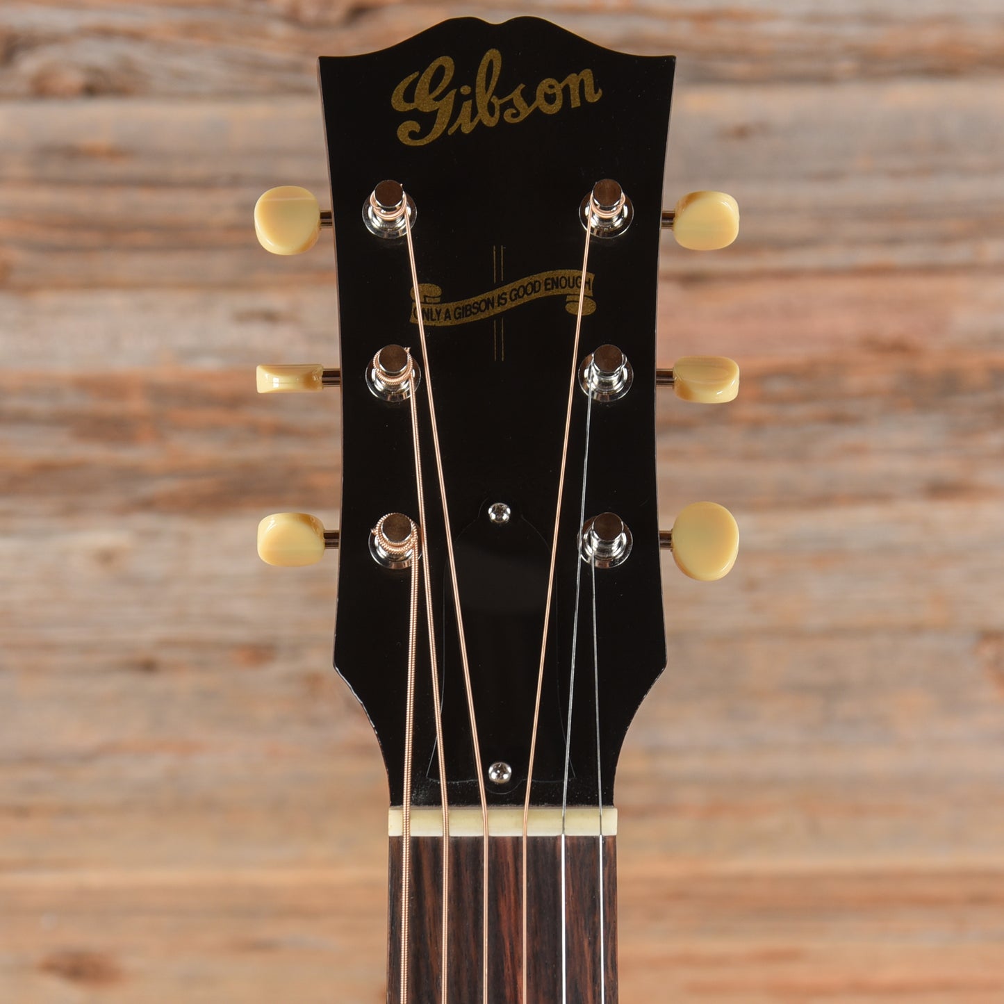 Gibson Custom 1942 Banner J-45 Sunburst 2024 Acoustic Guitars / Dreadnought