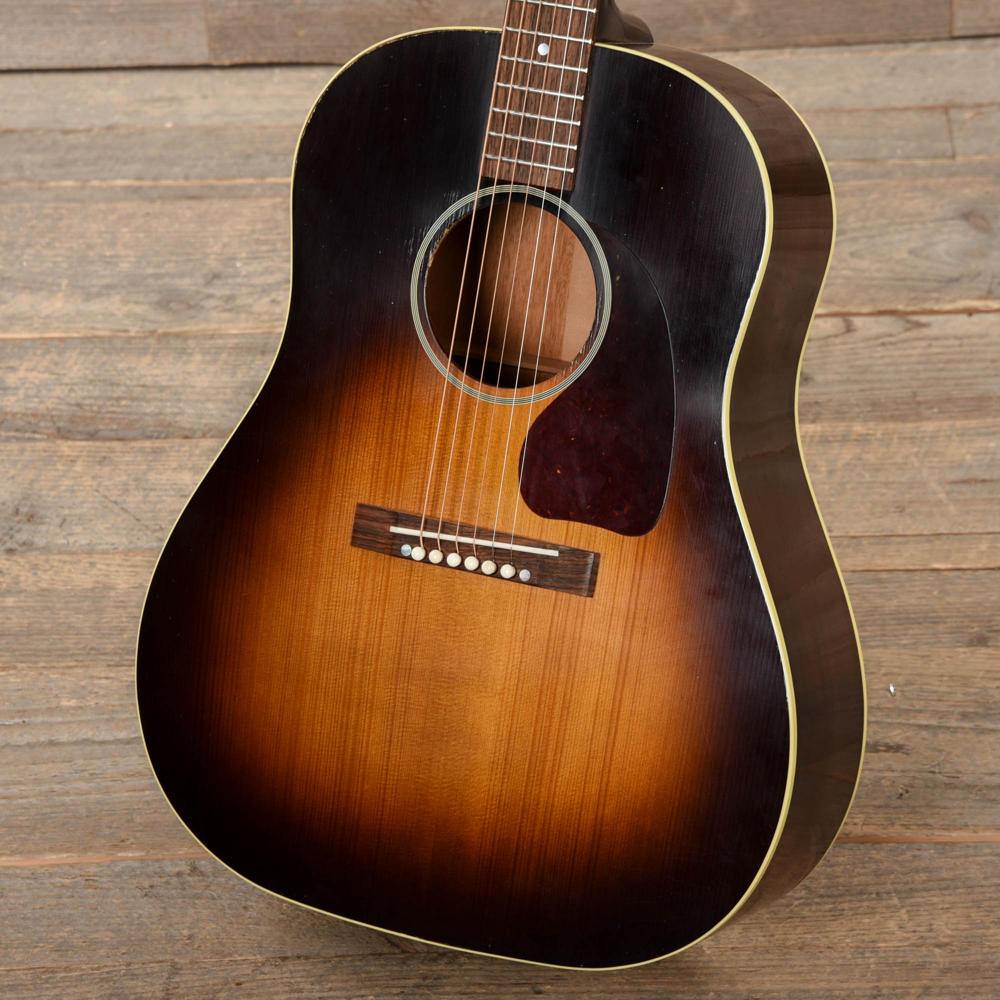 Gibson Custom Shop 1942 Banner J-45 Vintage Sunburst Murphy Lab Light Aged Acoustic Guitars / Dreadnought