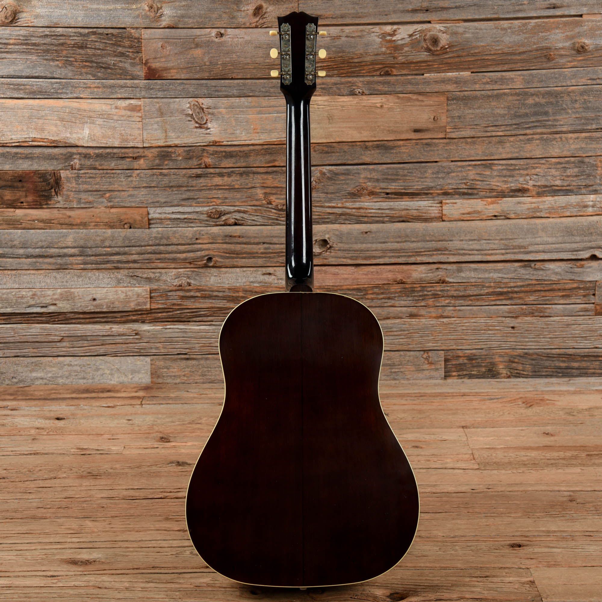 Gibson Custom Shop Murphy Lab '42 Banner J-45 Reissue Light Aged Sunburst Acoustic Guitars / Dreadnought