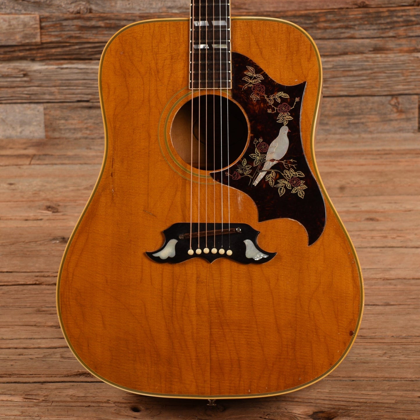 Gibson Dove Natural 1969 Acoustic Guitars / Dreadnought