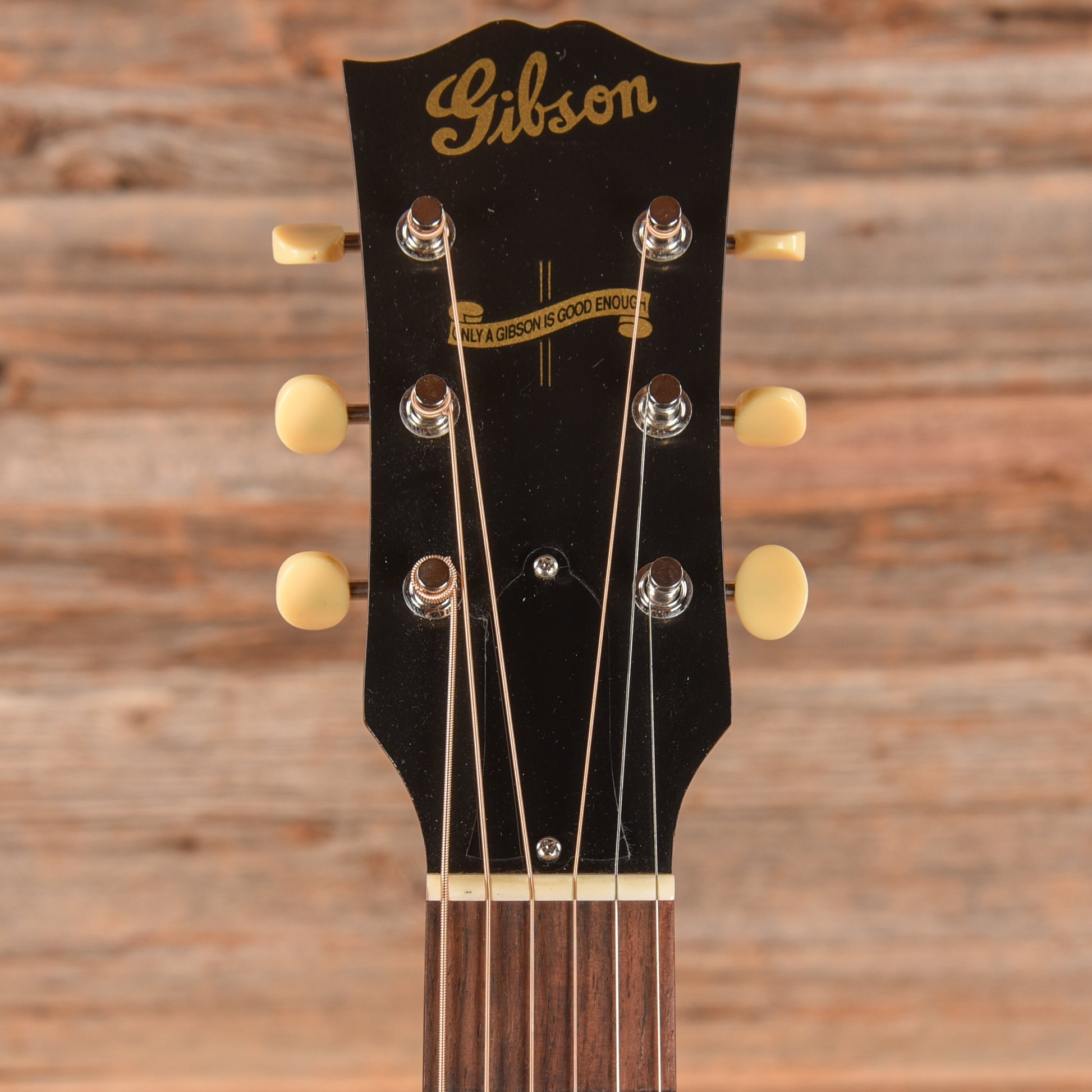 Gibson Gibson Custom '42 Banner J-45 Sunburst 2023 Acoustic Guitars / Dreadnought