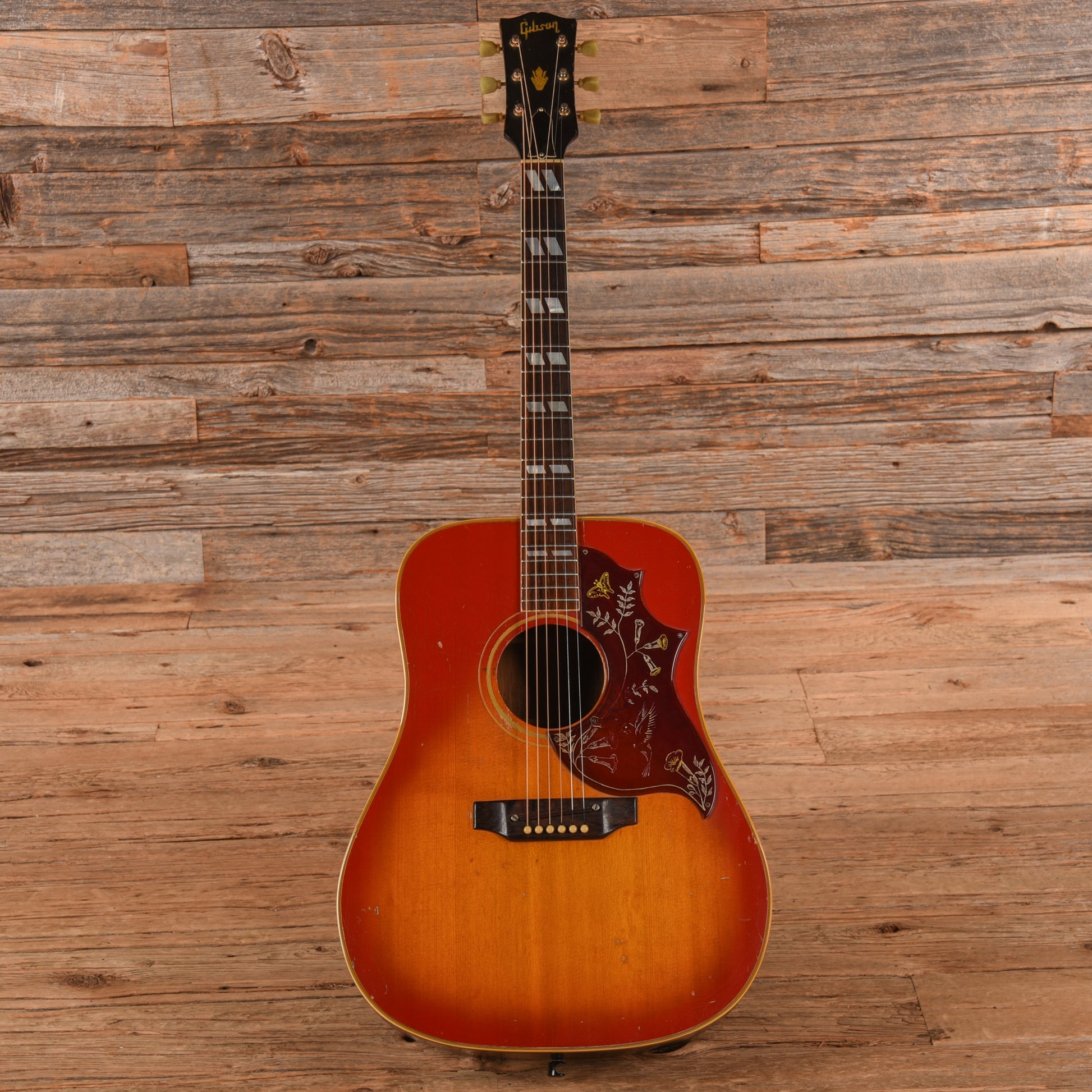 Gibson Hummingbird Sunburst 1968 Acoustic Guitars / Dreadnought