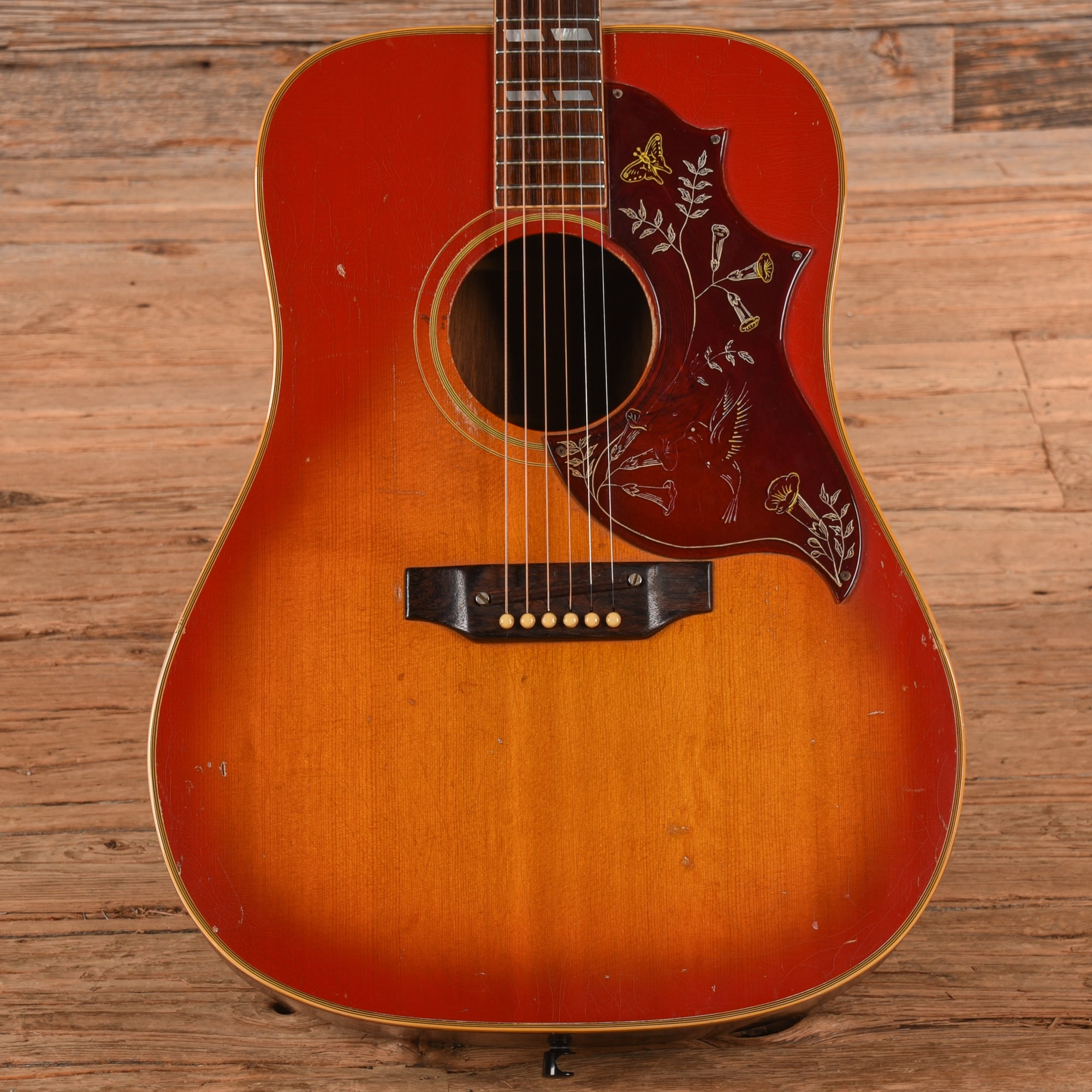 Gibson Hummingbird Sunburst 1968 Acoustic Guitars / Dreadnought
