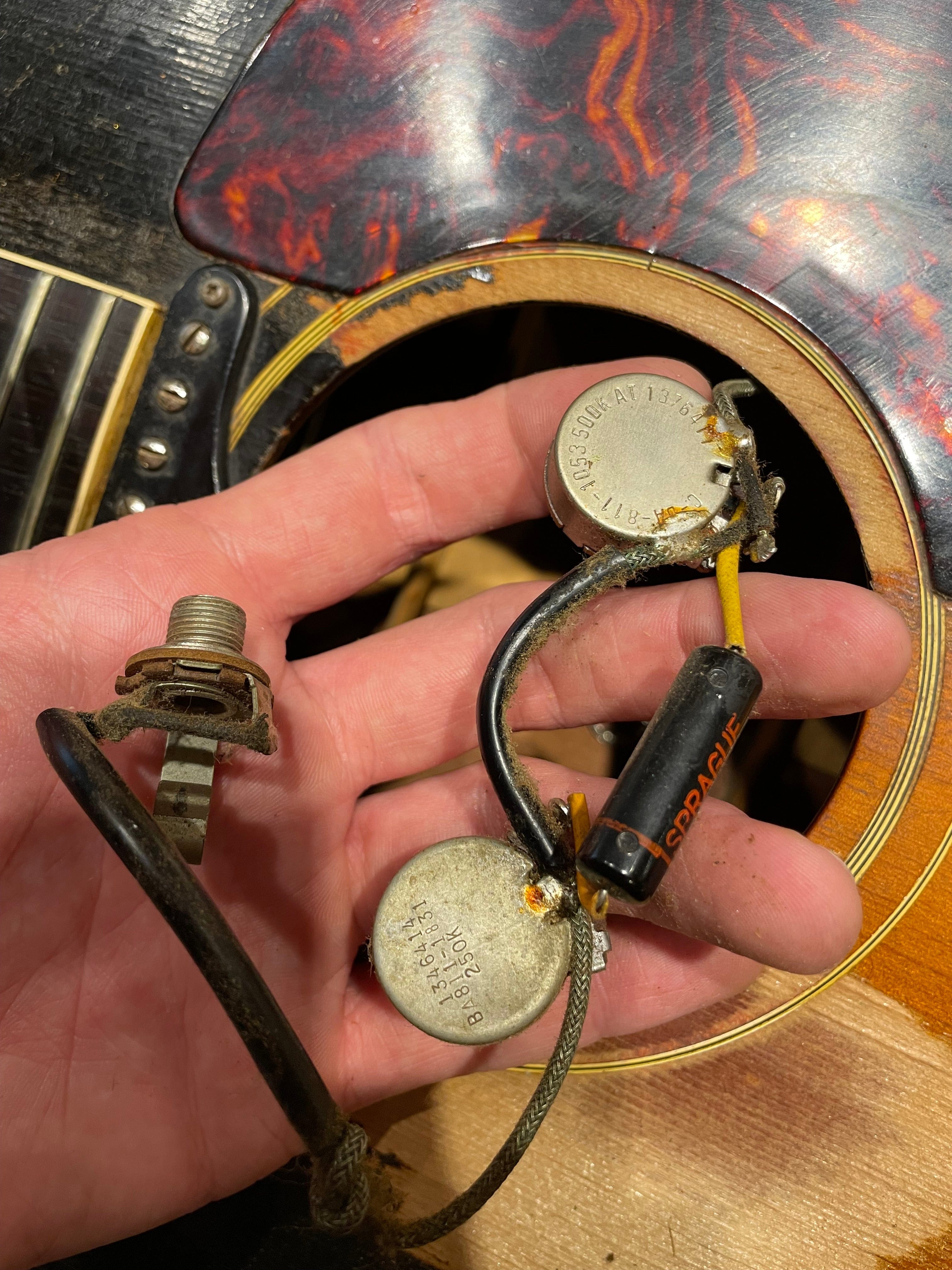 Gibson J-160E Sunburst 1964 Acoustic Guitars / Dreadnought